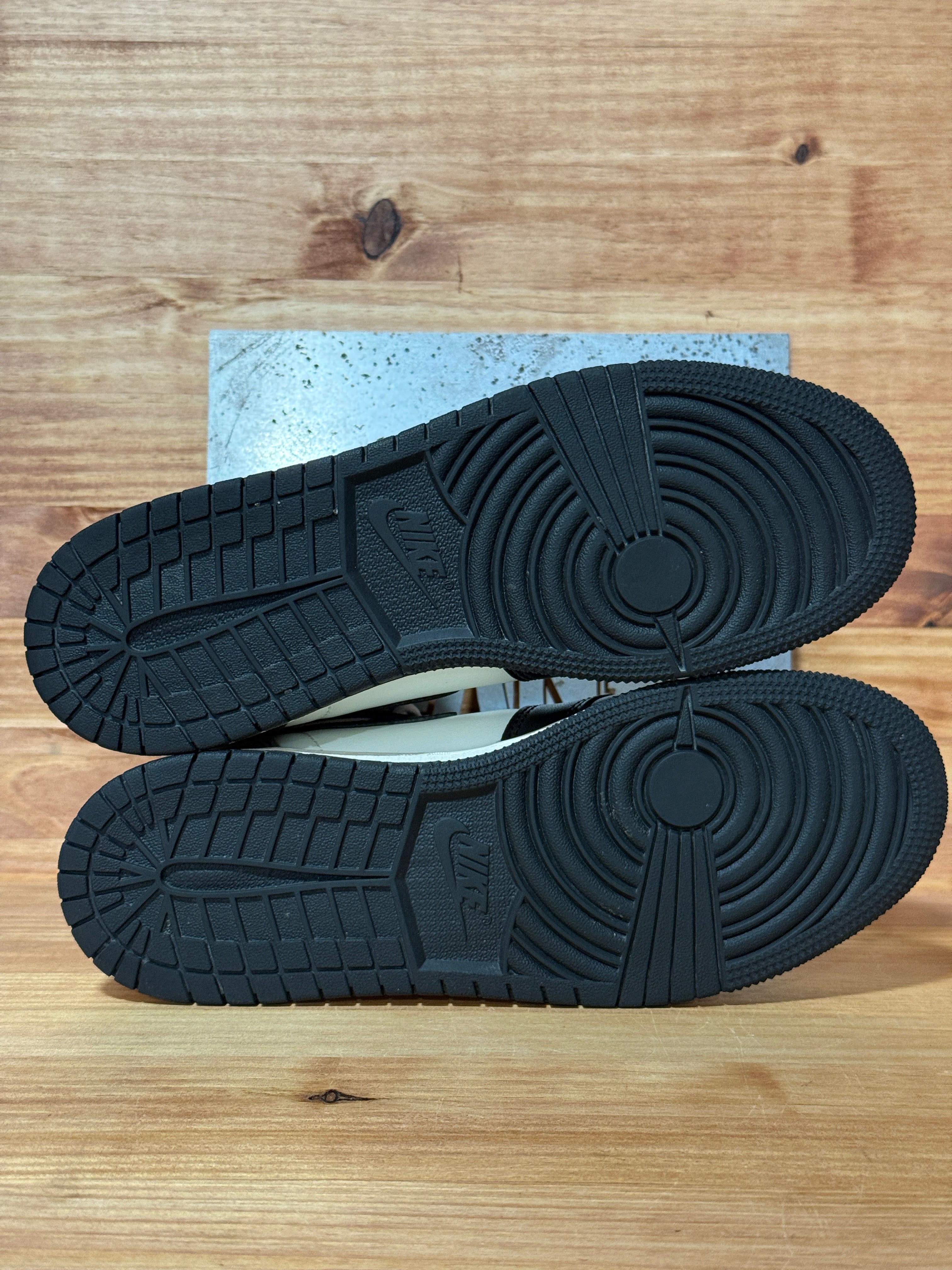 Jordan 1 Retro High Dark Mocha (GS)