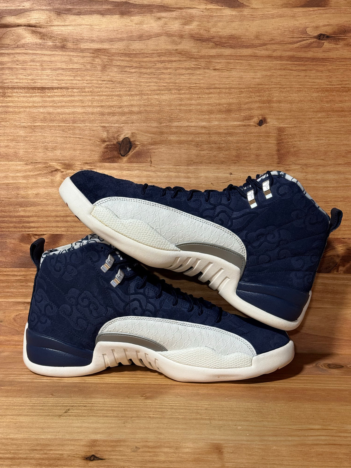 Jordan 12 Retro International Flight - Size 13