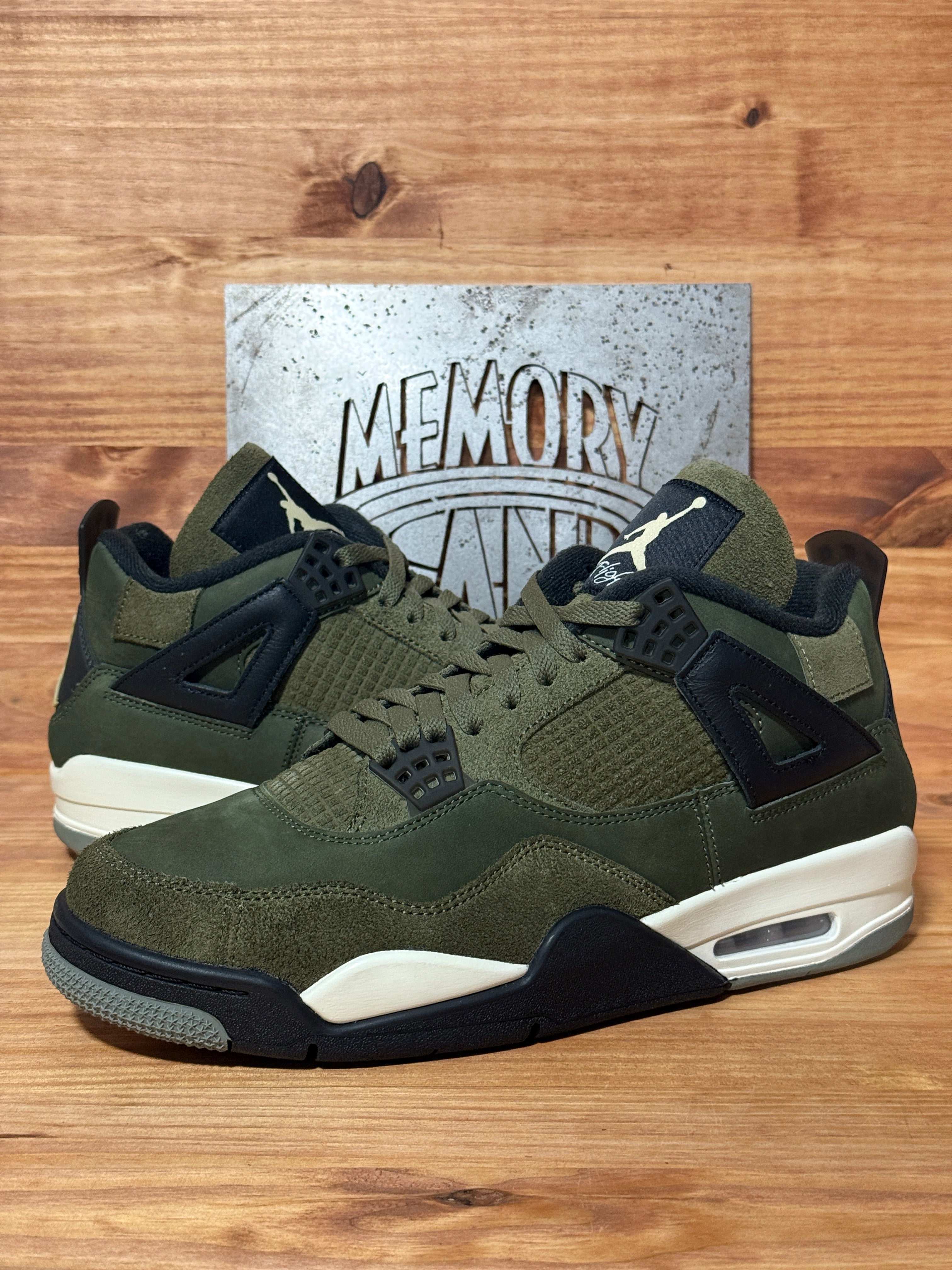 Jordan 4 Retro SE Craft Medium Olive