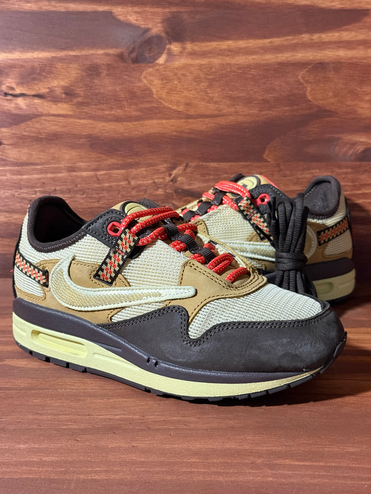 Nike Air Max 1 Travis Scott Cactus Jack Baroque Brown