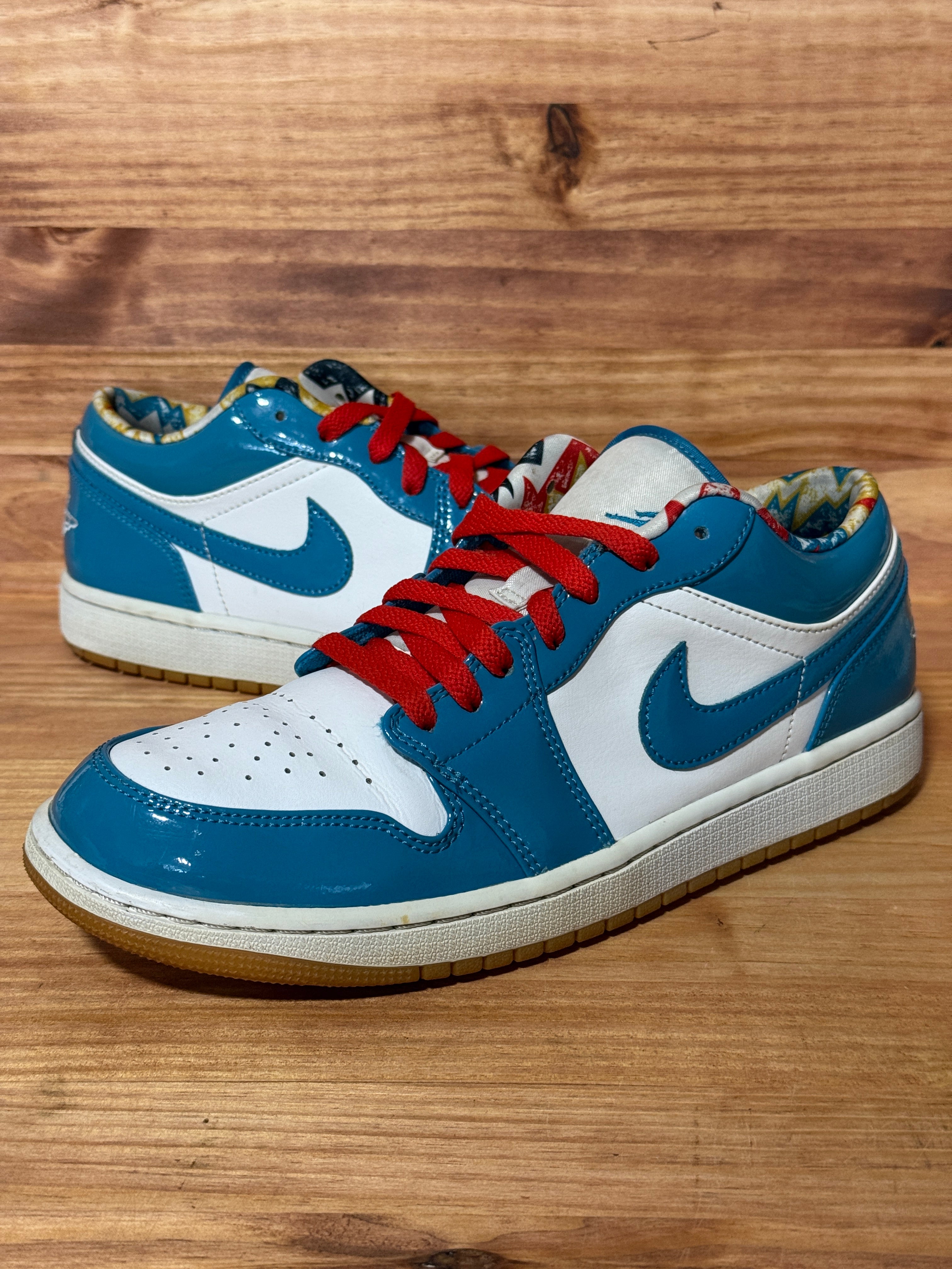 Jordan 1 Low SE Barcelona Cyber Teal