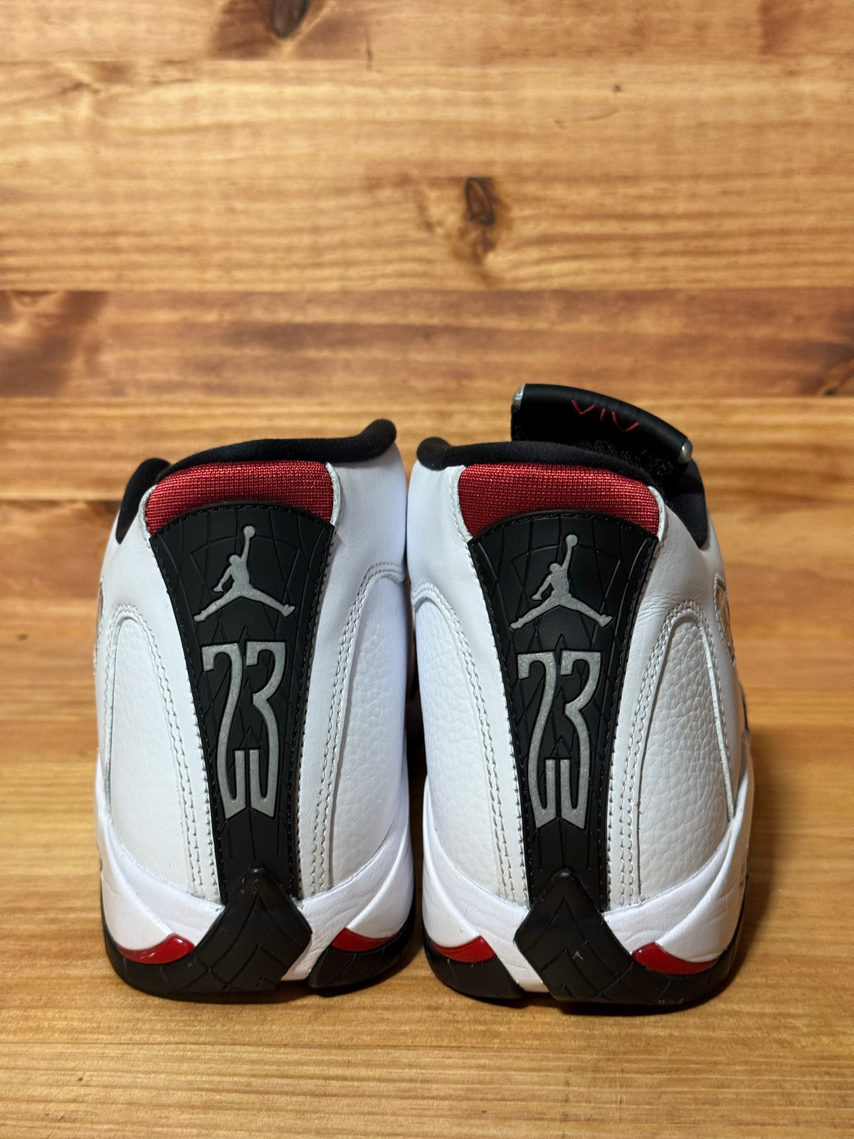 Jordan 14 Retro Black Toe (2024)