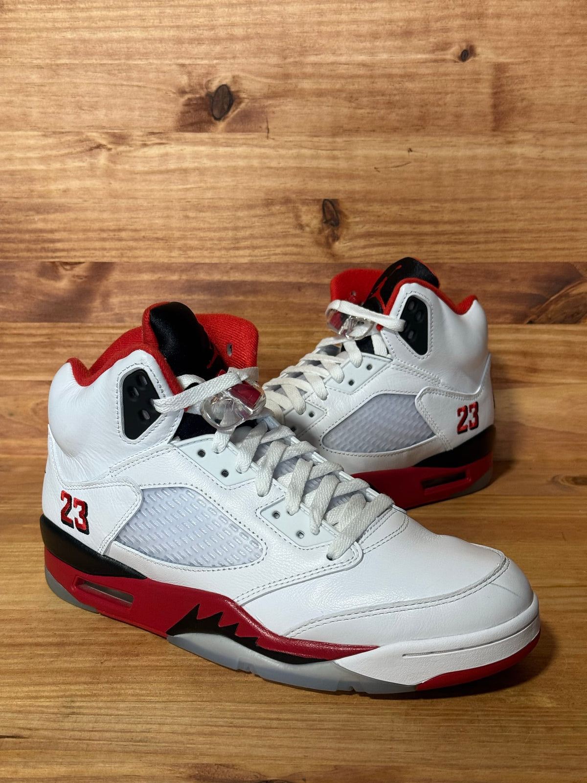 Jordan 5 Retro Fire Red Black Tongue (2025) - Size 9