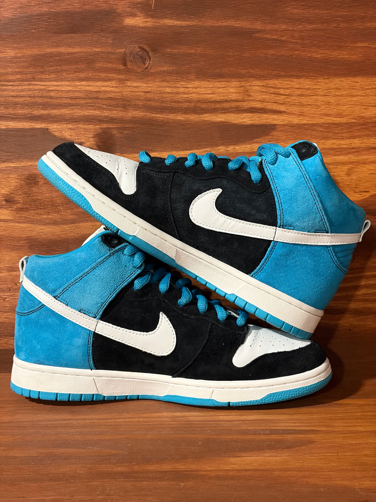 Nike SB Dunk High Send Help