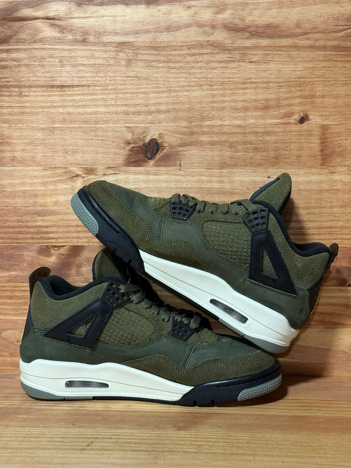 Jordan 4 Retro SE Craft Medium Olive