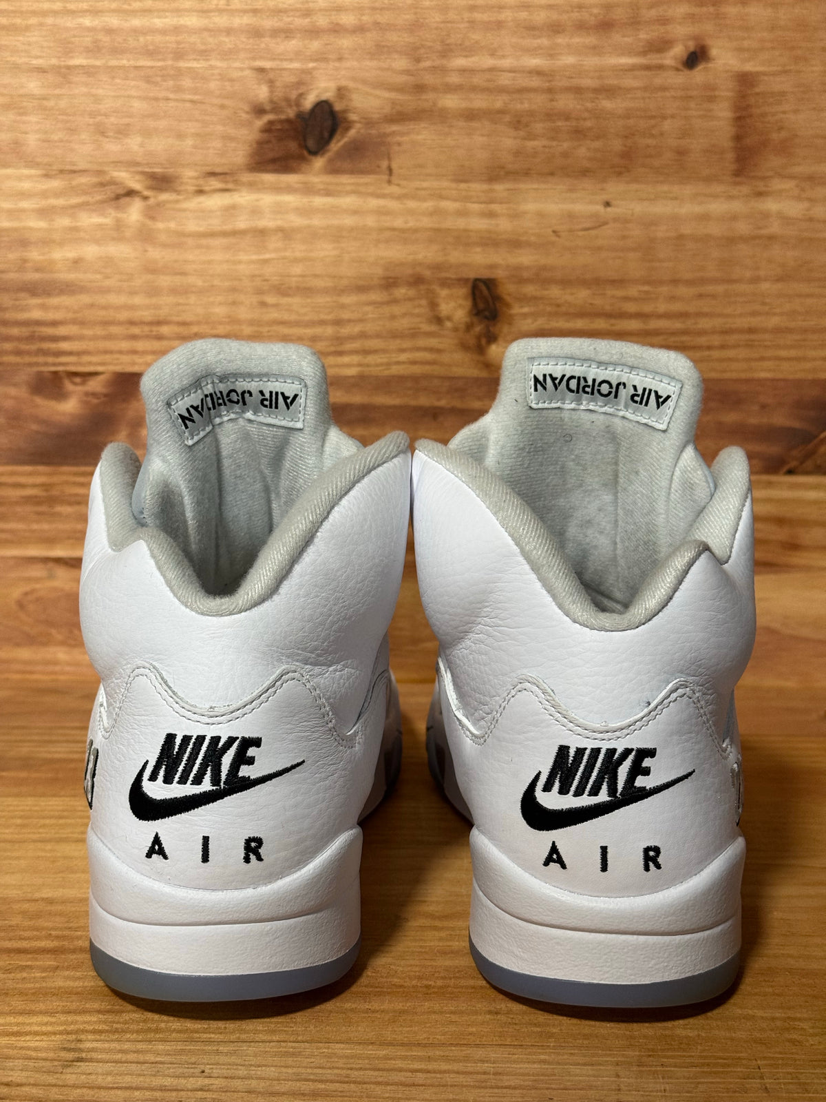 Jordan 5 Retro White Metallic (2026)