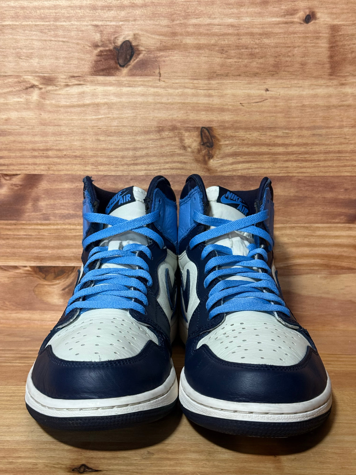 Jordan 1 Retro High Obsidian