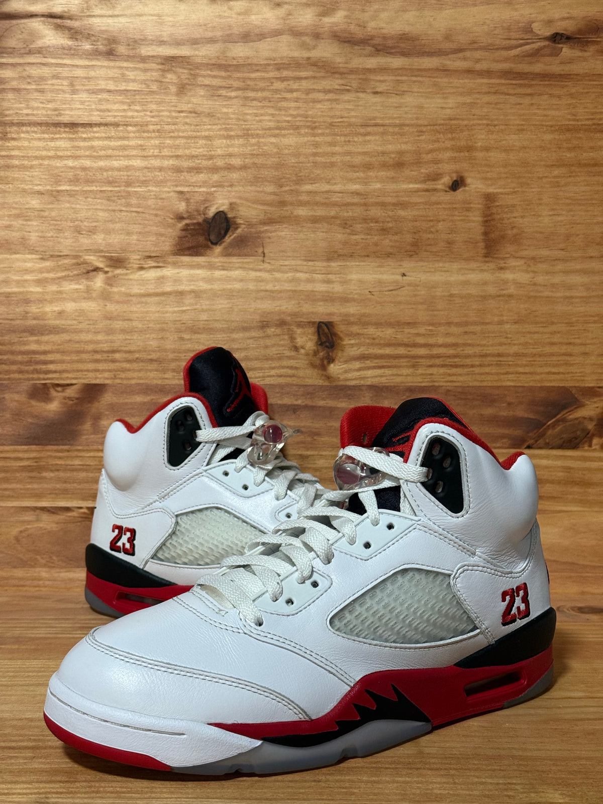 Jordan 5 Retro Fire Red Black Tongue (2025)