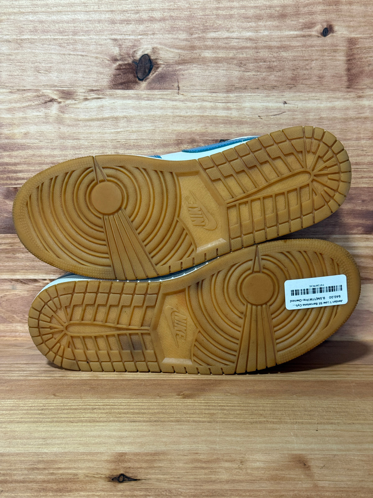 Jordan 1 Low SE Barcelona Cyber Teal