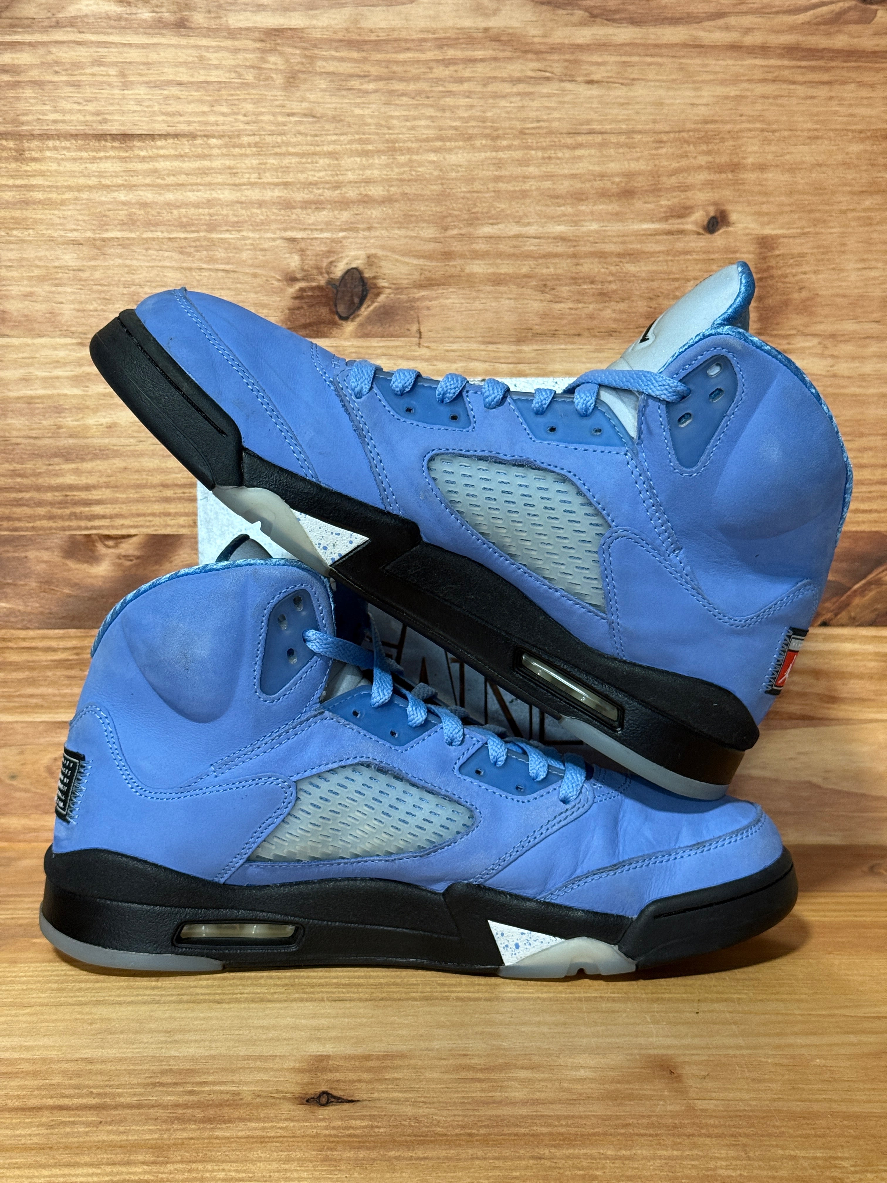 Jordan 5 Retro UNC University Blue