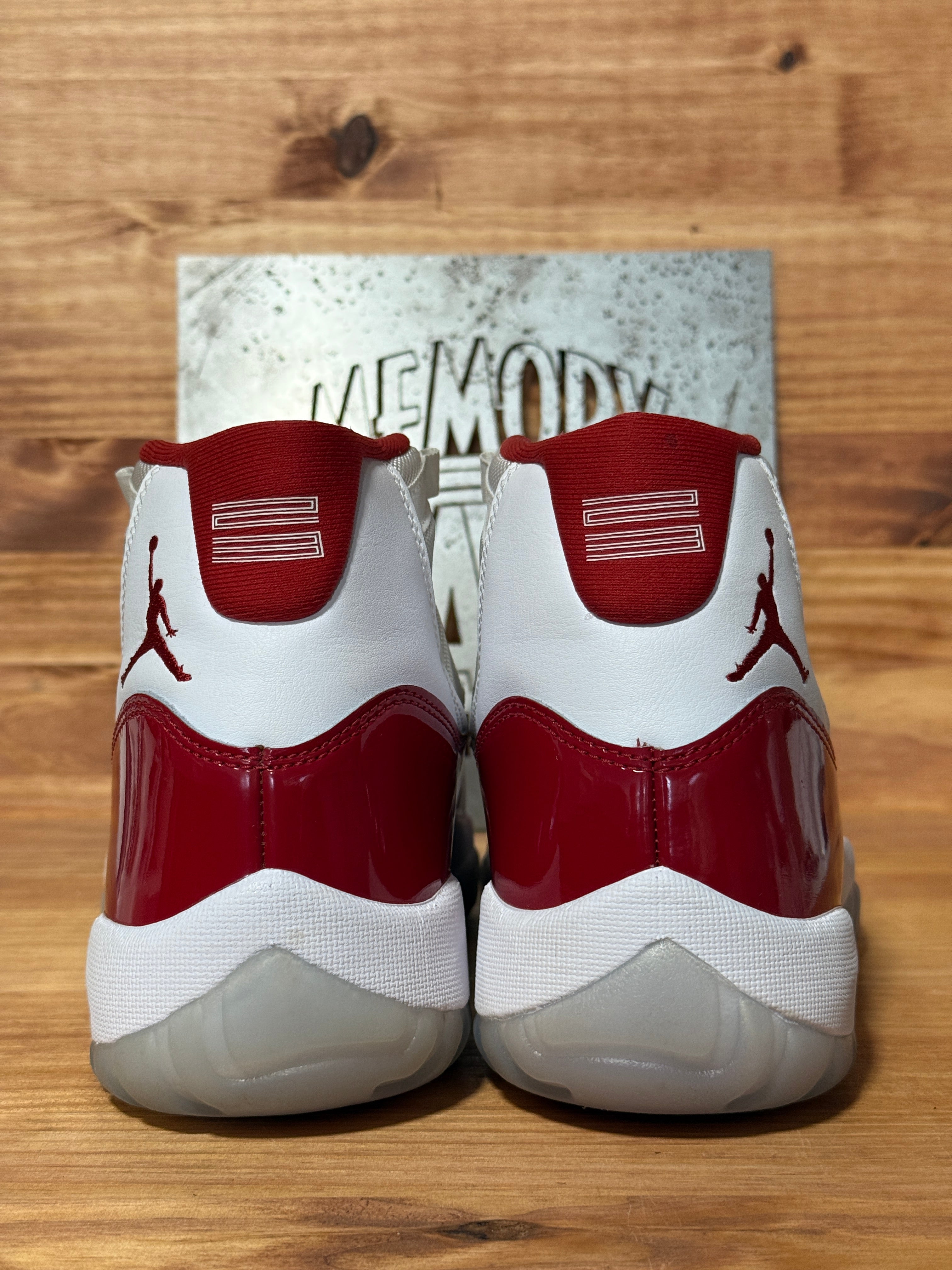 Jordan 11 Retro Cherry (2022)