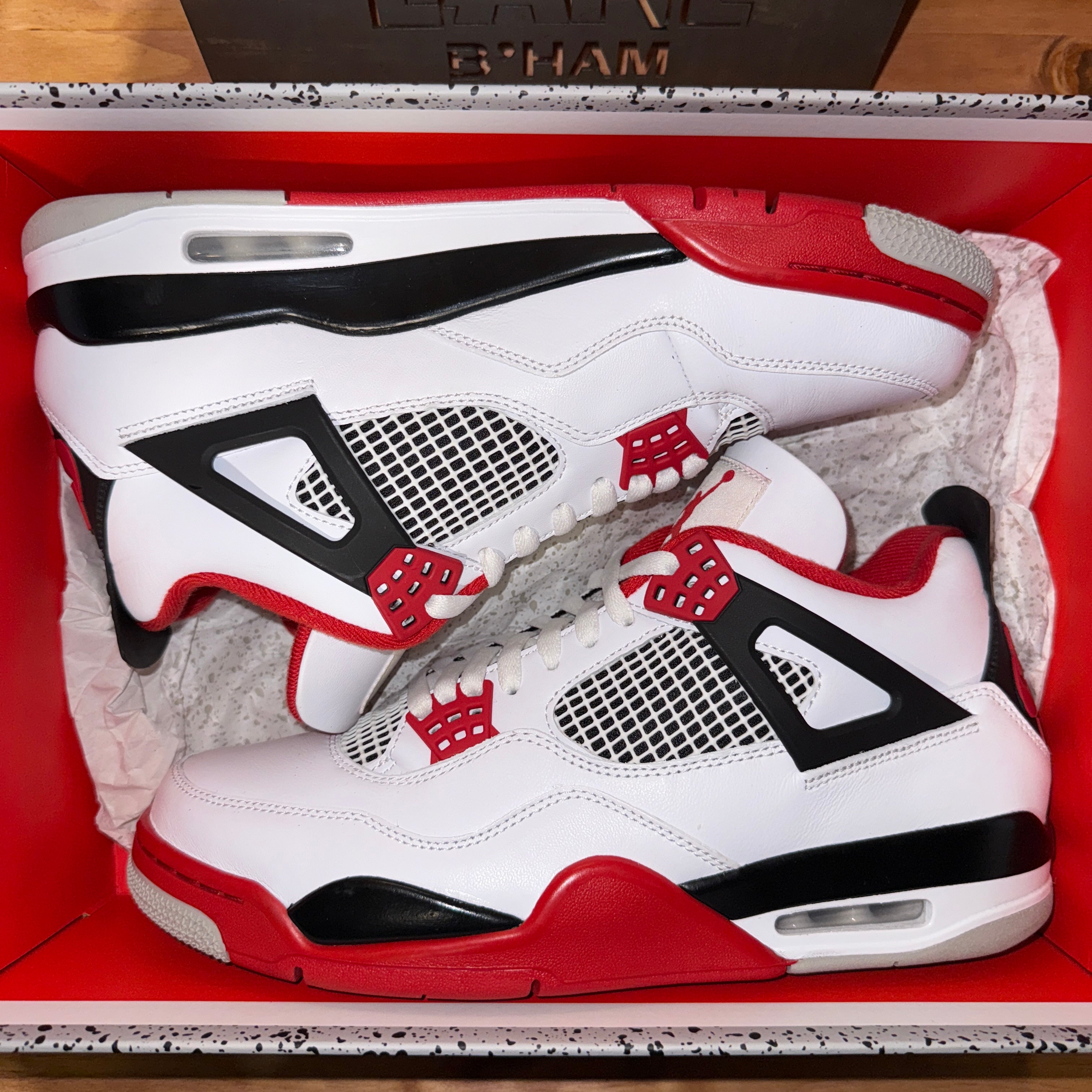 Jordan 4 Retro Fire Red (2020)