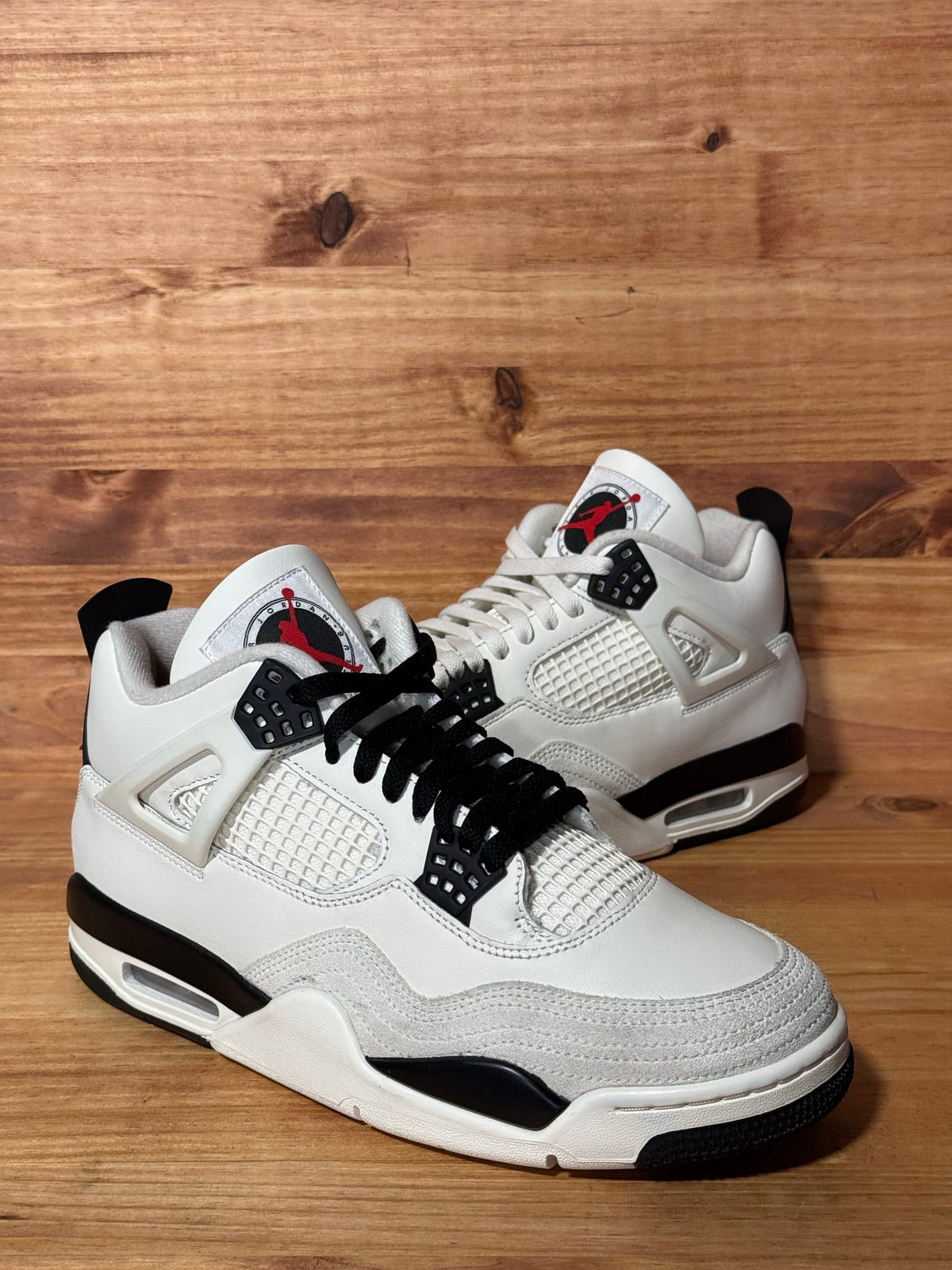 Jordan 4 Retro OG Flight Club - Size 10.5
