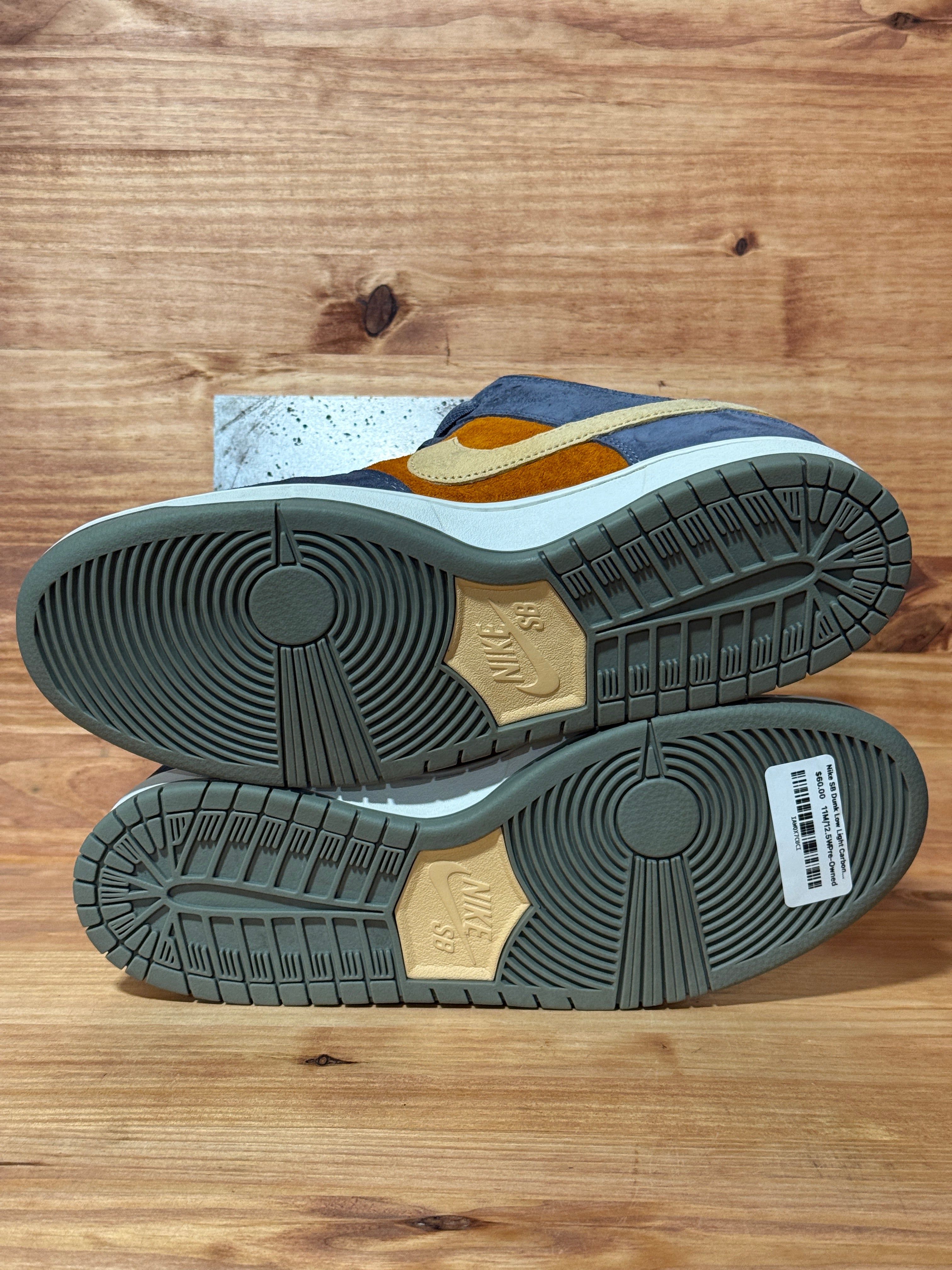 Nike SB Dunk Low Light Carbon Monarch