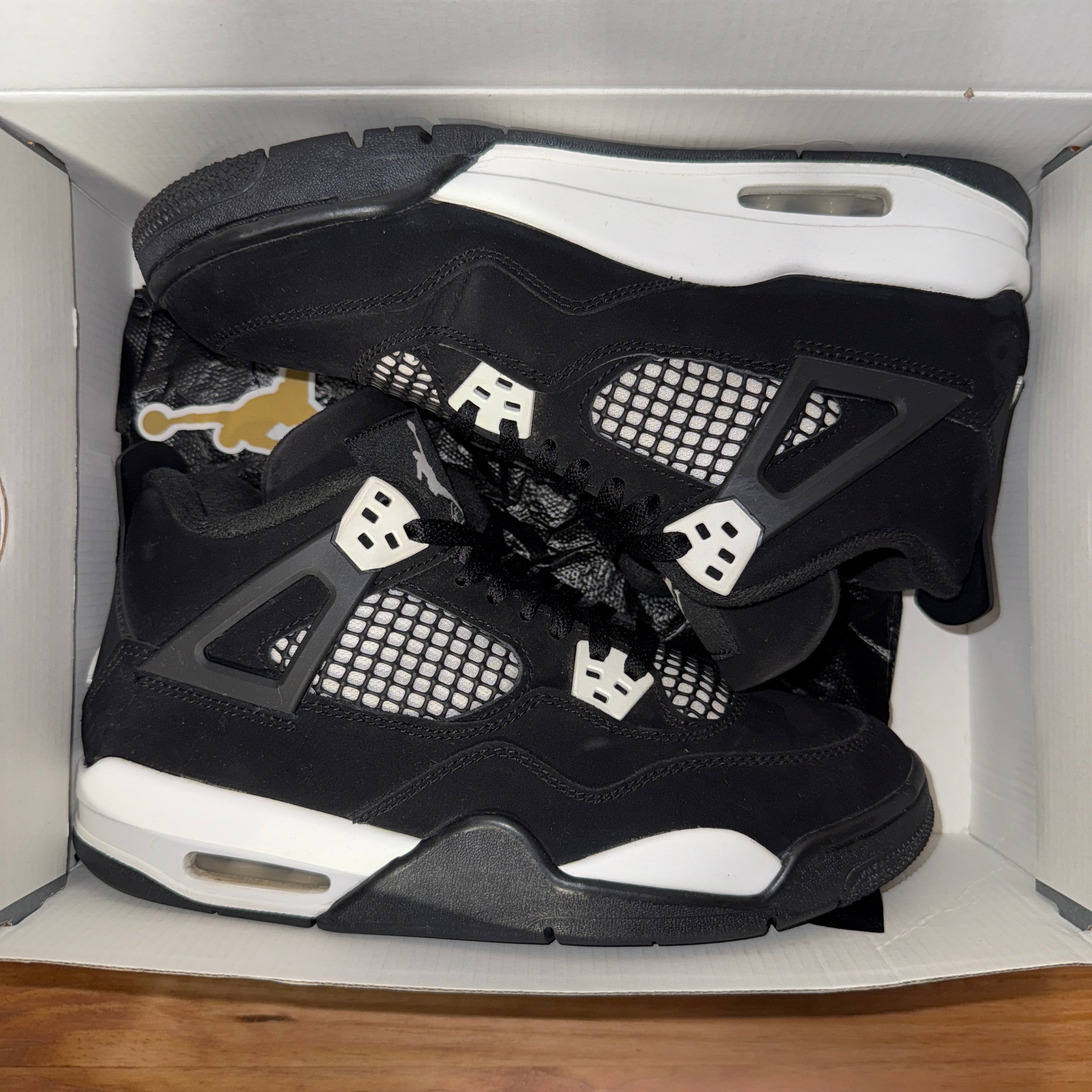 Jordan 4 Retro White Thunder (GS)