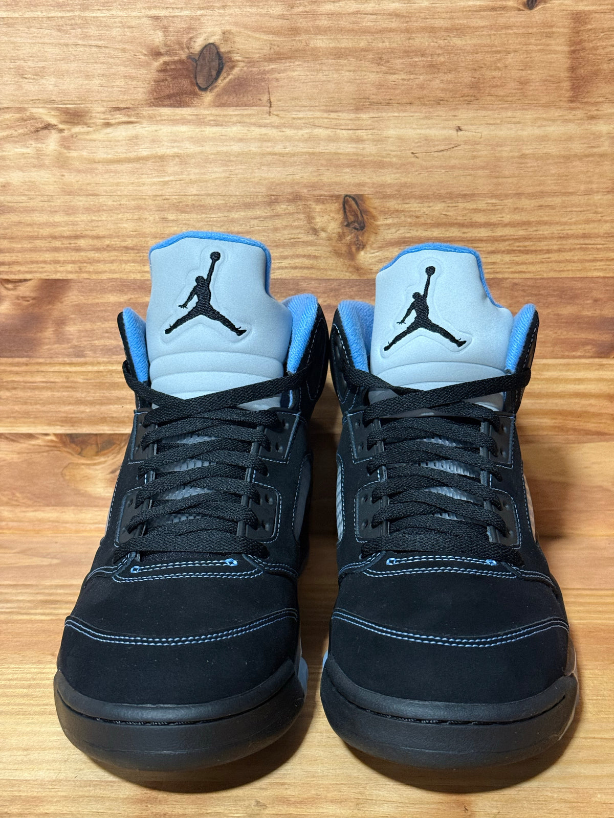 Jordan 5 Retro Black University Blue (2026)