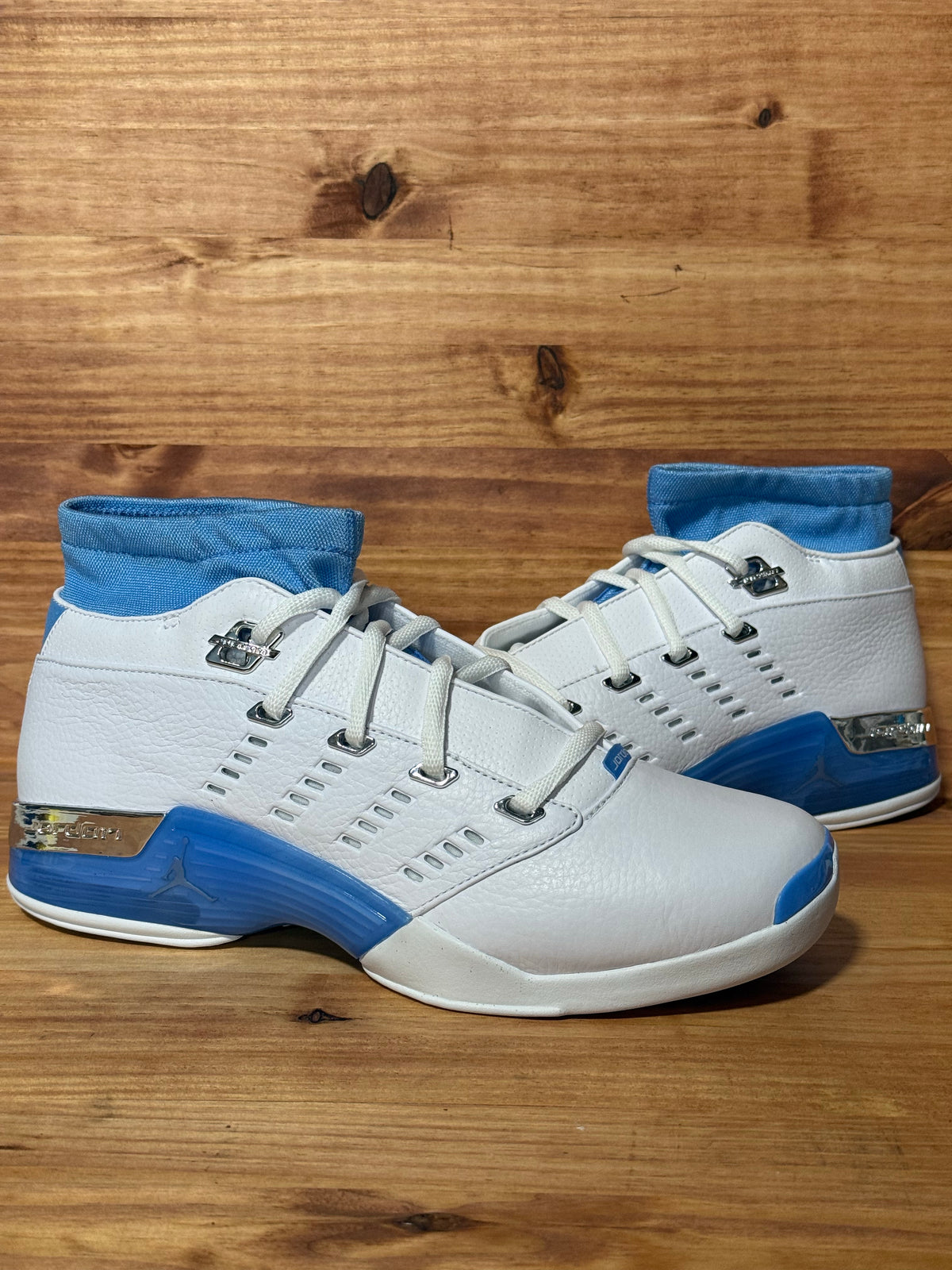 Jordan 17 Retro Low SP University Blue (2024)