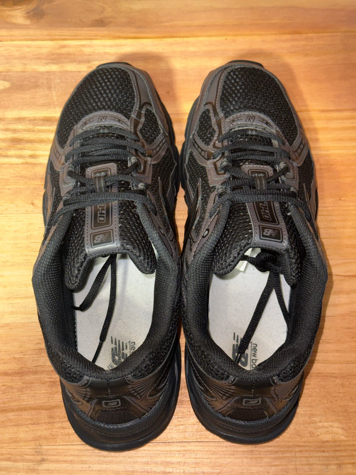 New Balance 740 Triple Black
