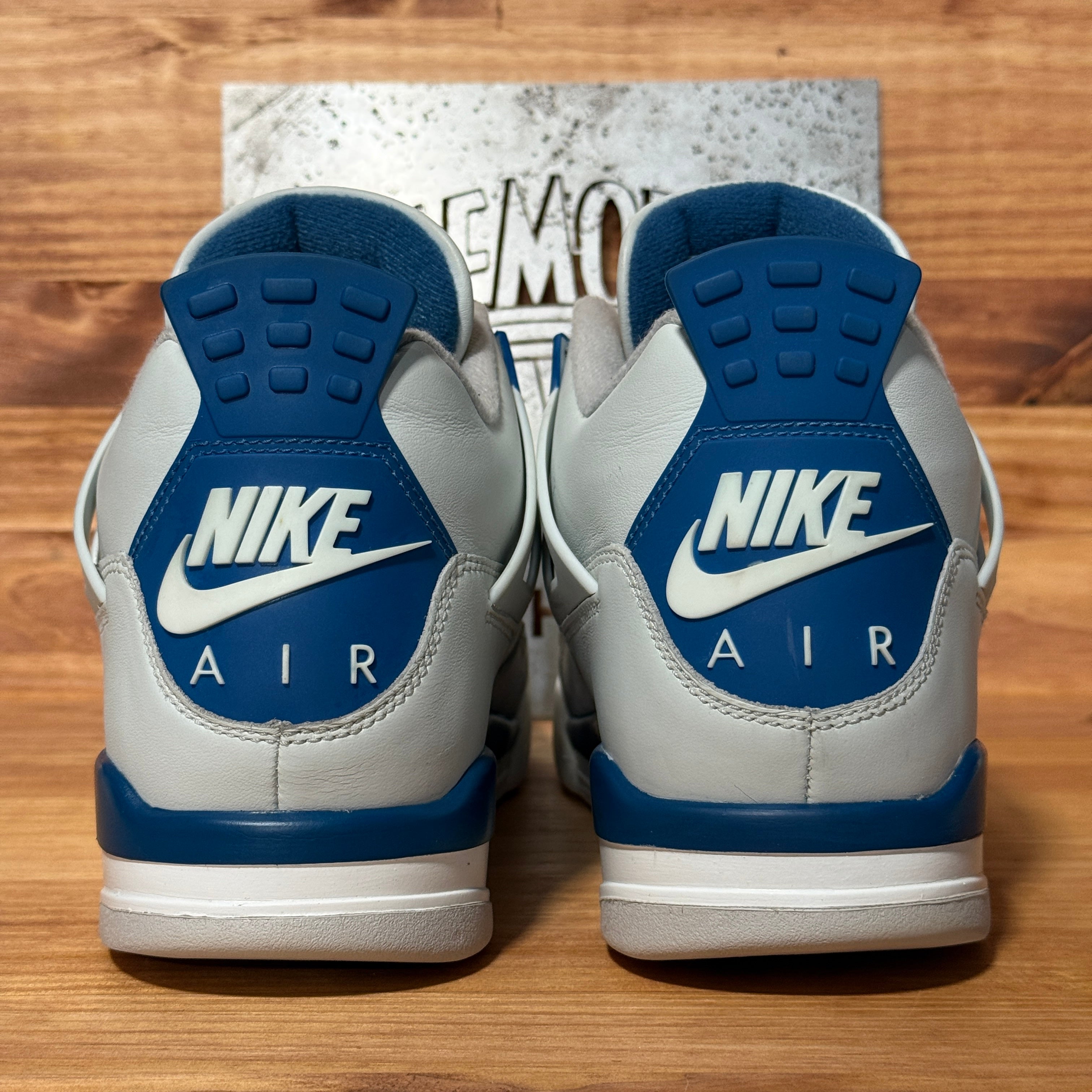 Jordan 4 Retro Military Blue (2024)