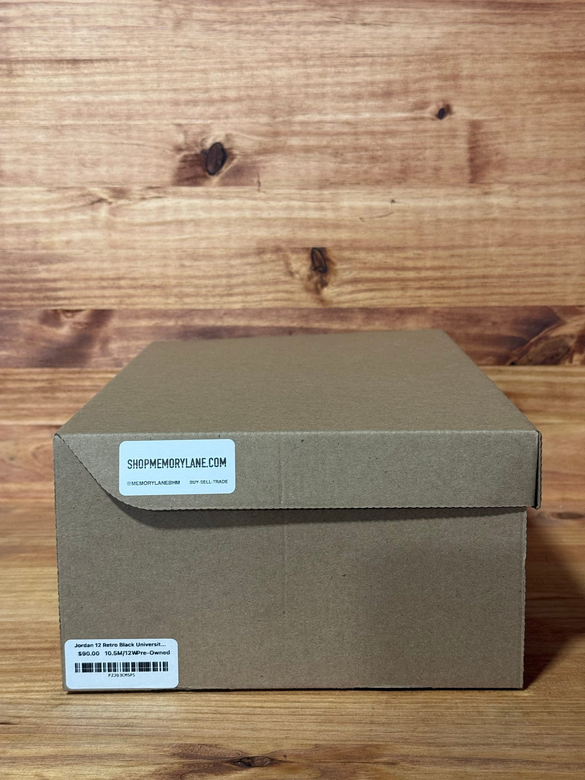 Jordan 12 Retro Black University Gold - Size 10.5