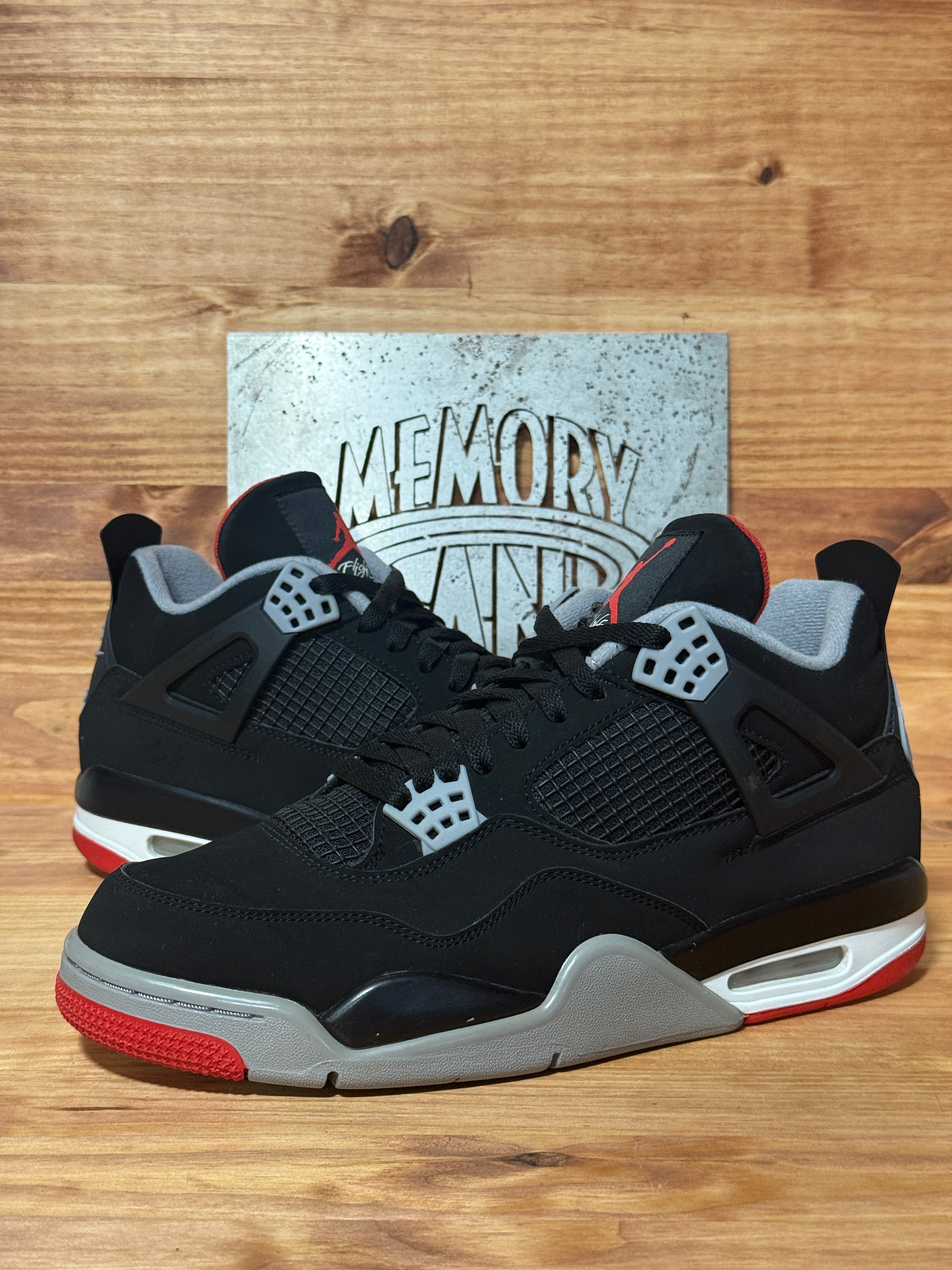 Jordan 4 Retro Bred (2019)