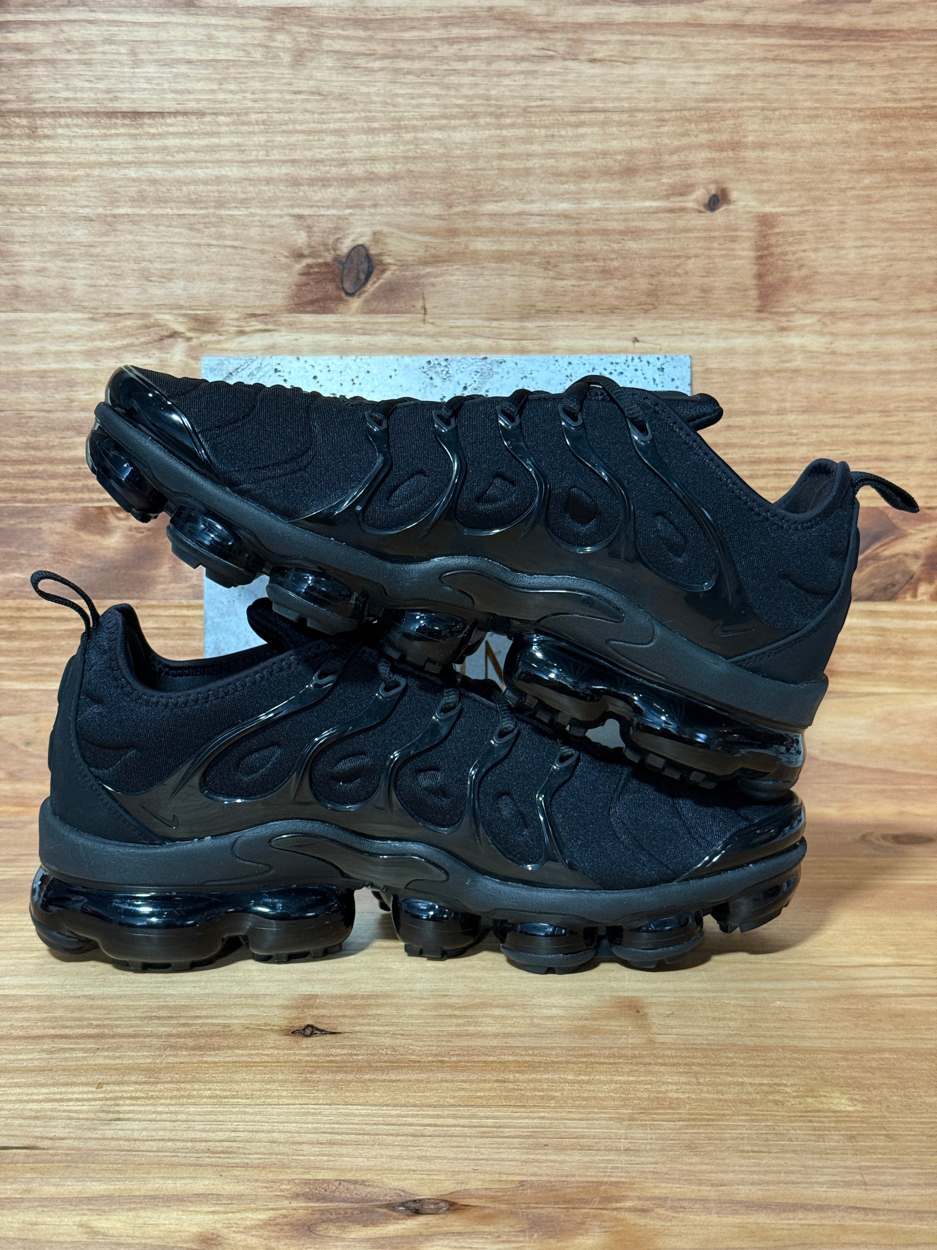 Nike Air VaporMax Plus Triple Black