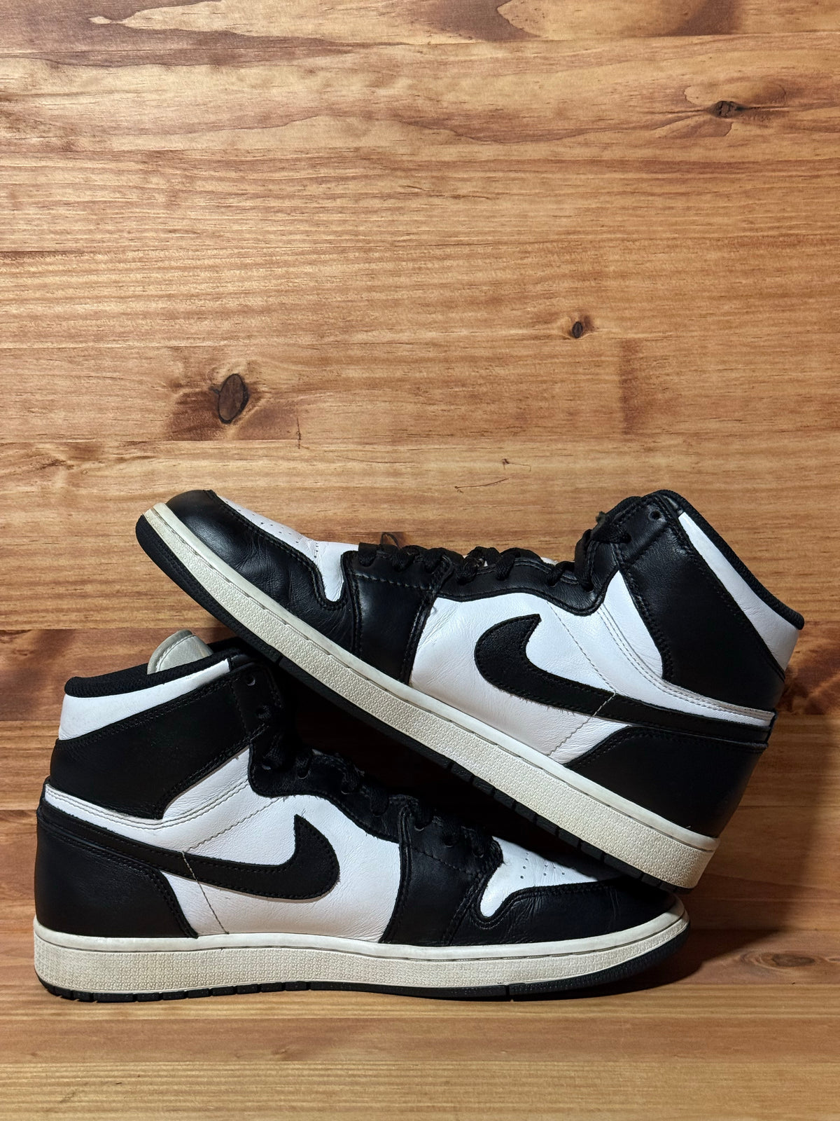 Jordan 1 Retro Black White (2014)