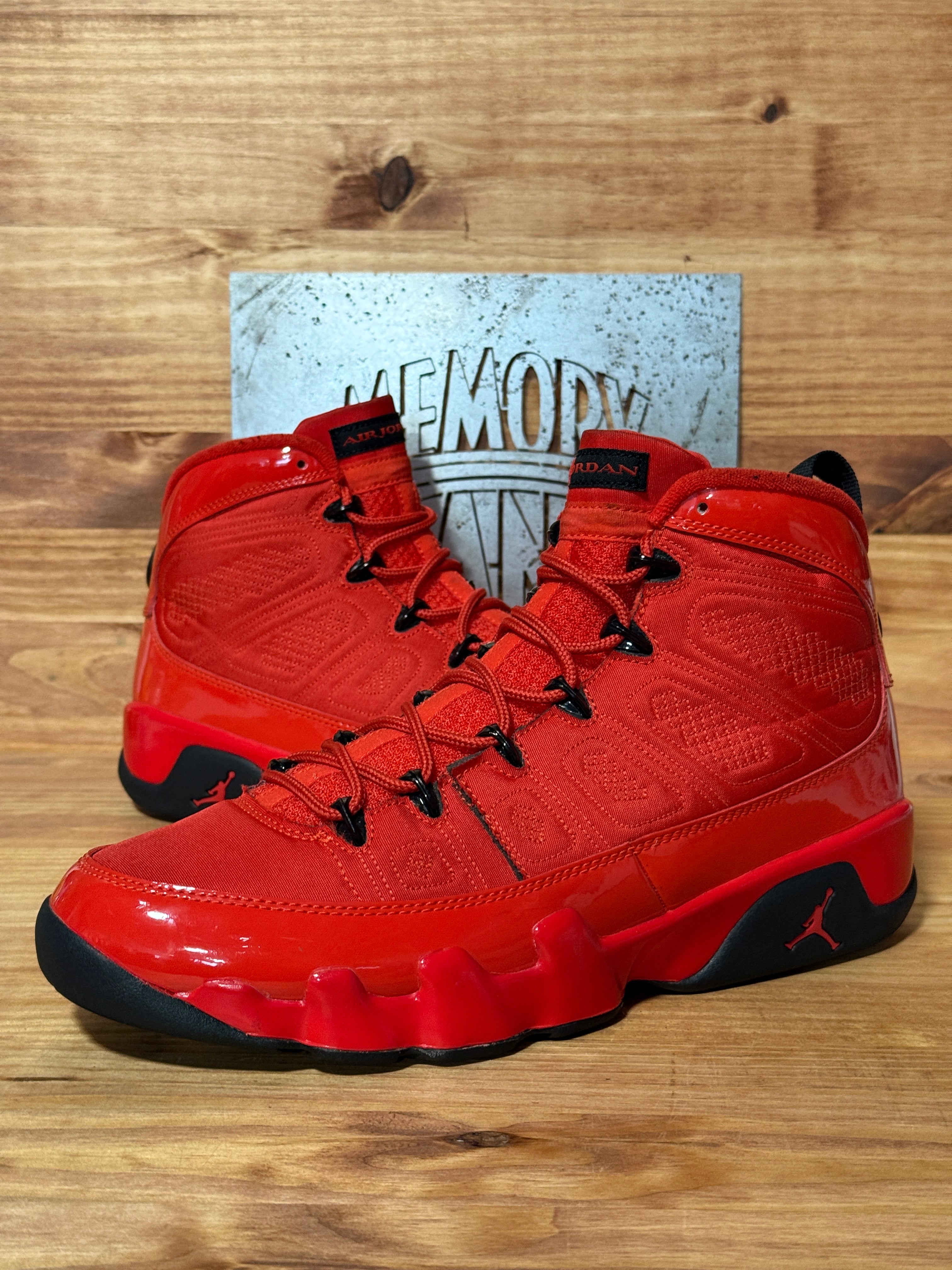 Jordan 9 Retro Chile Red