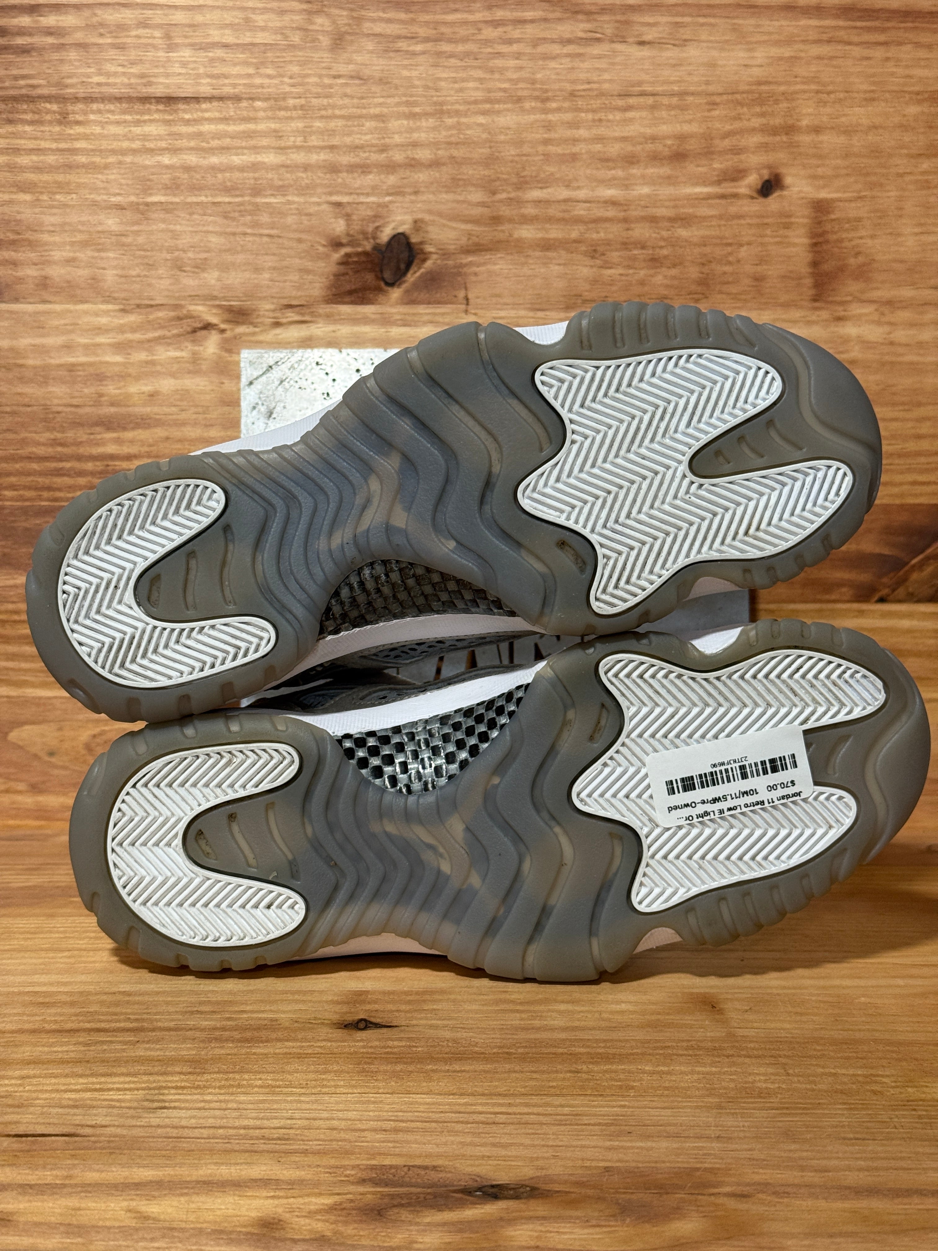 Jordan 11 Retro Low IE Light Orewood Brown