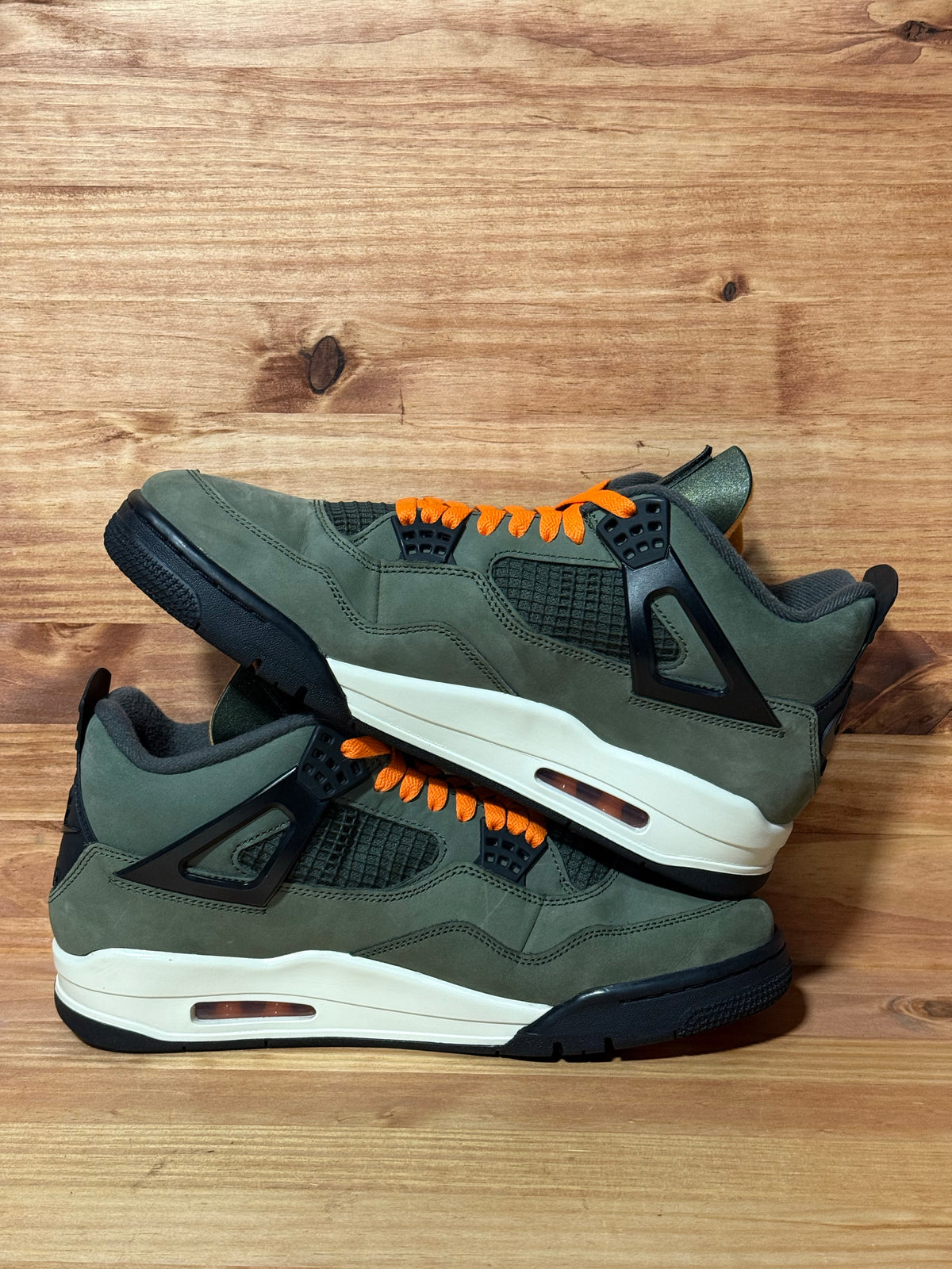Jordan 4 Retro OG SP Undefeated (2025)