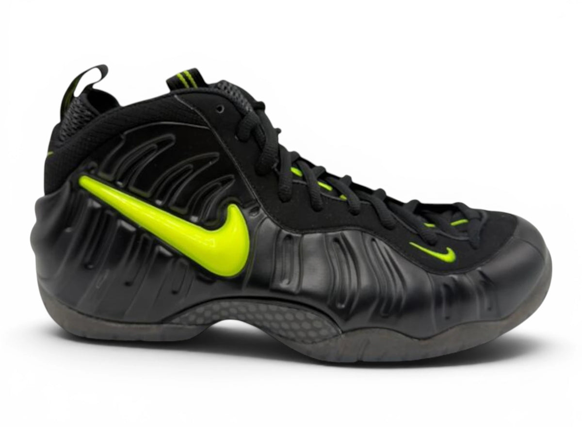 Nike Air Foamposite Pro Voltage (2026)