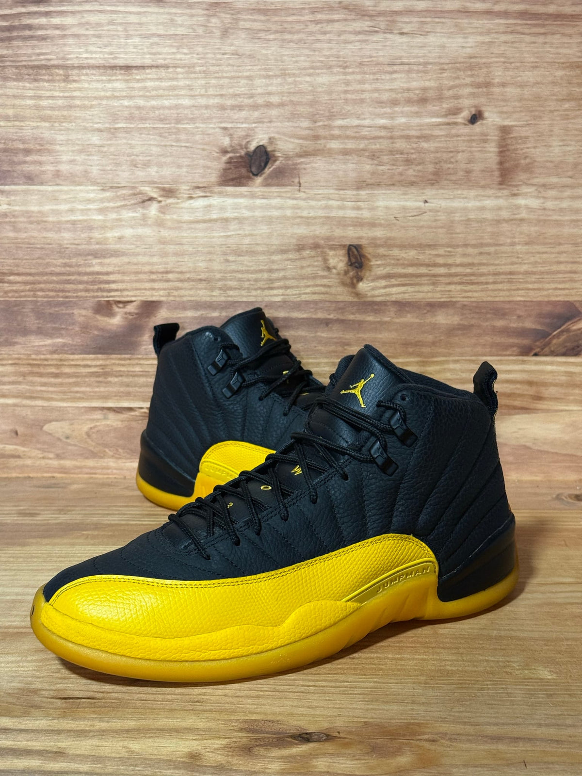 Jordan 12 Retro Black University Gold - Size 10.5