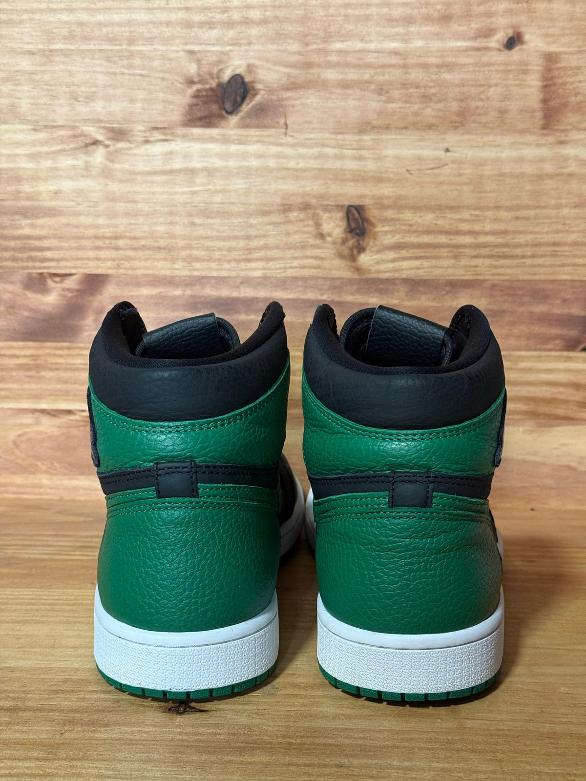 Jordan 1 Retro High Pine Green Black - Size 10.5