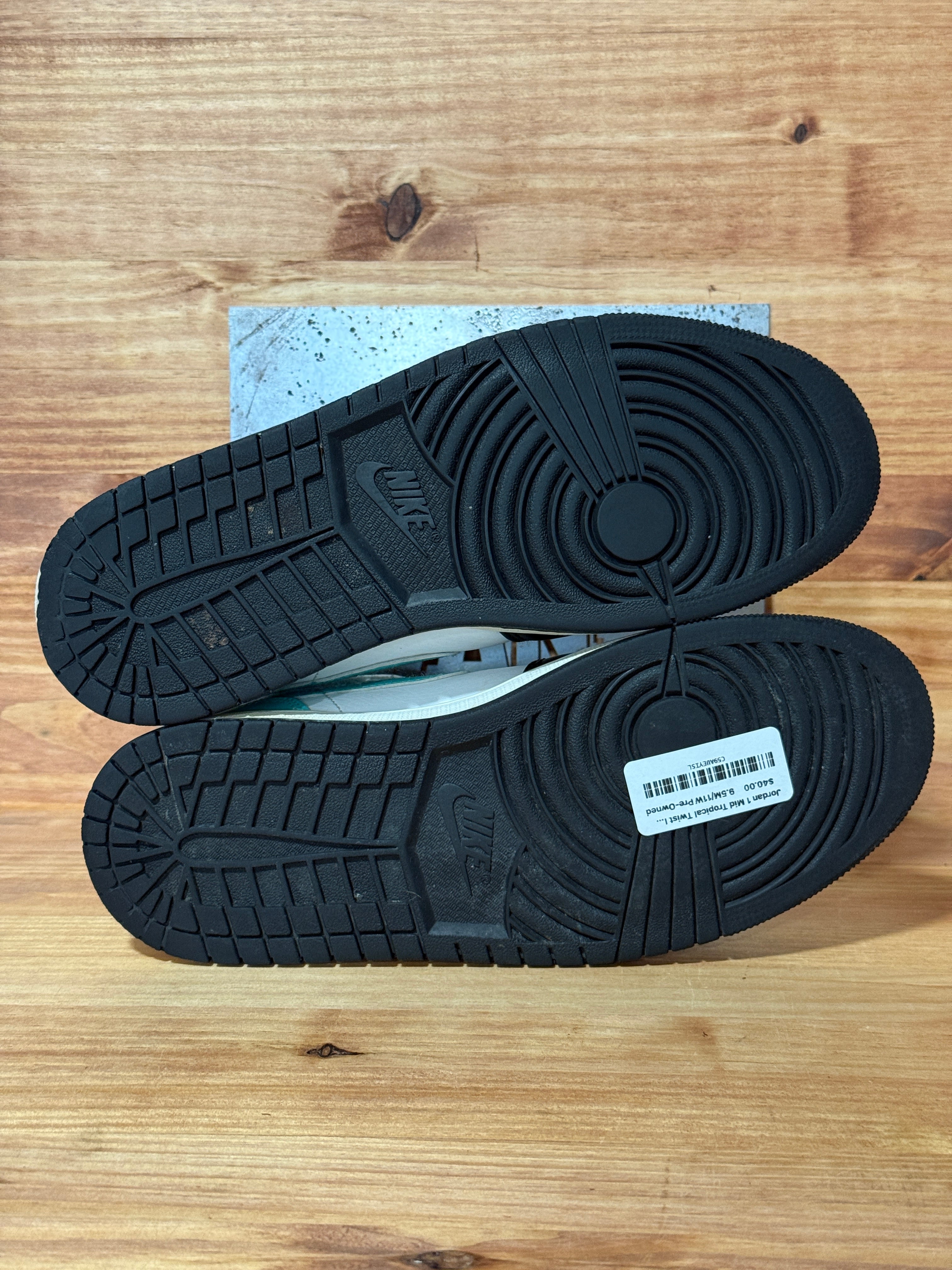 Jordan 1 Mid Tropical Twist Igloo