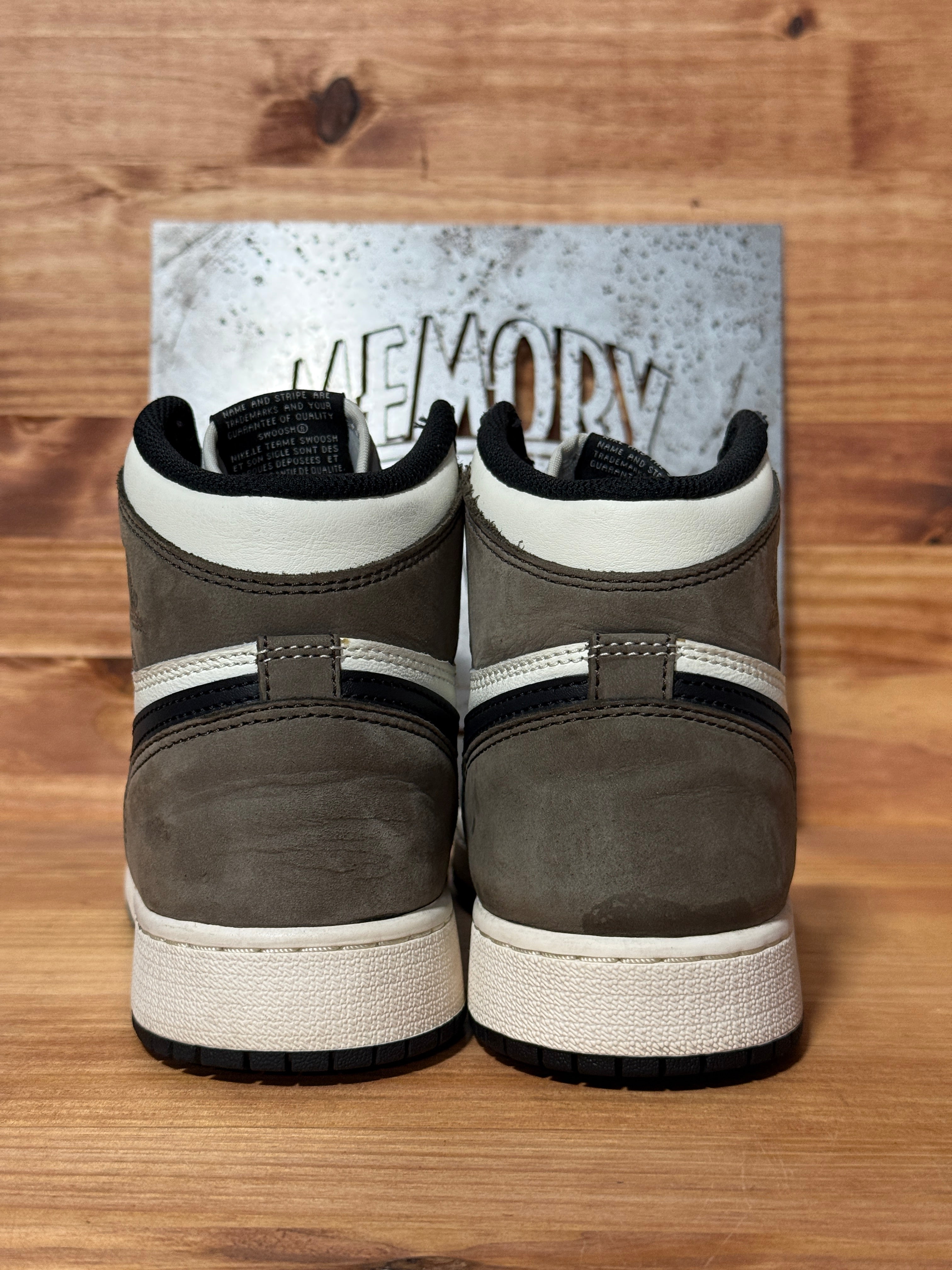 Jordan 1 Retro High Dark Mocha (GS)