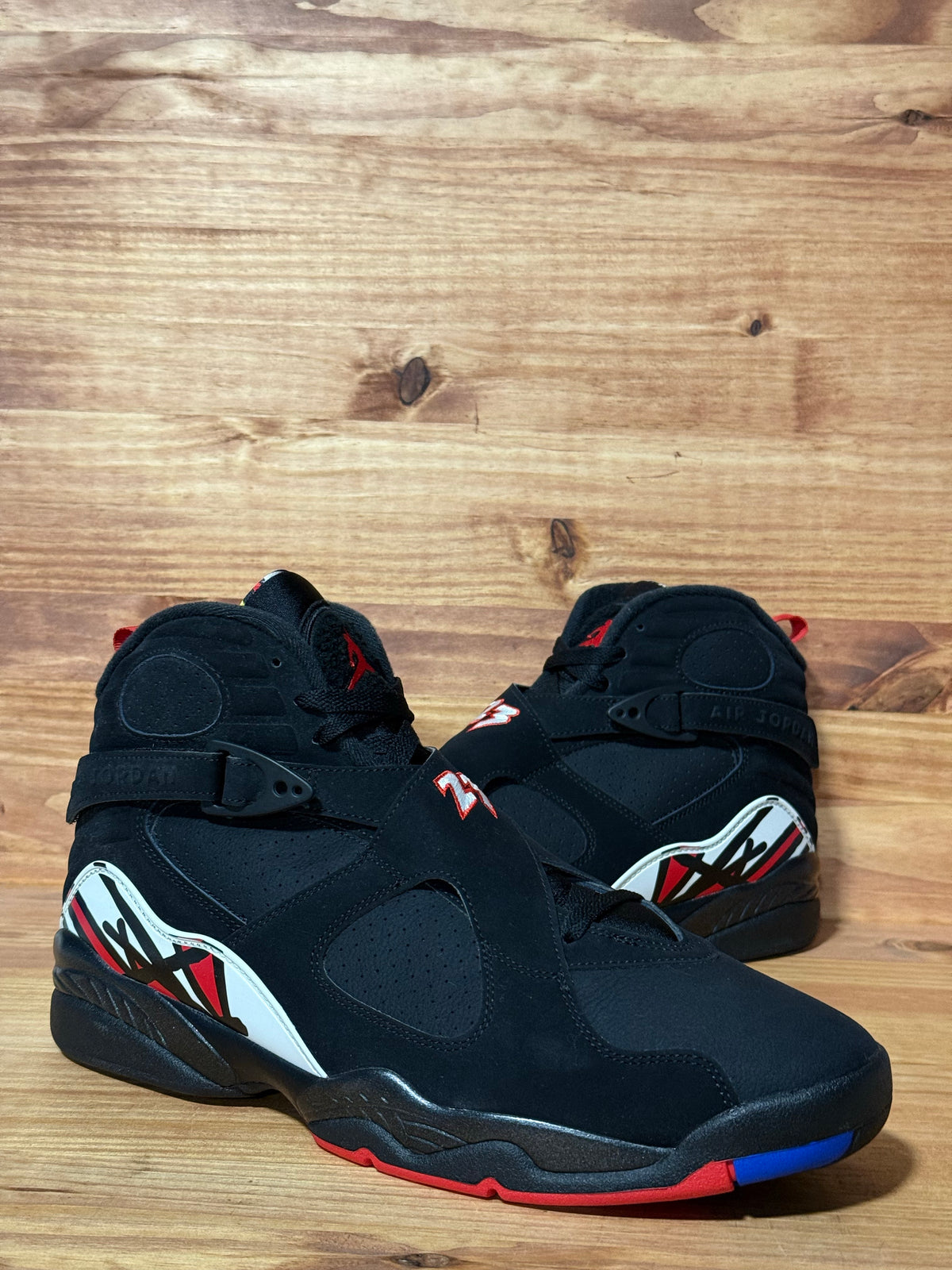 Jordan 8 Retro Playoffs (2023)