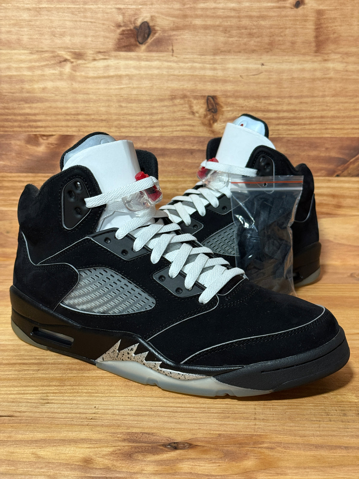 Jordan 5 Retro OG Black Metallic Reimagined
