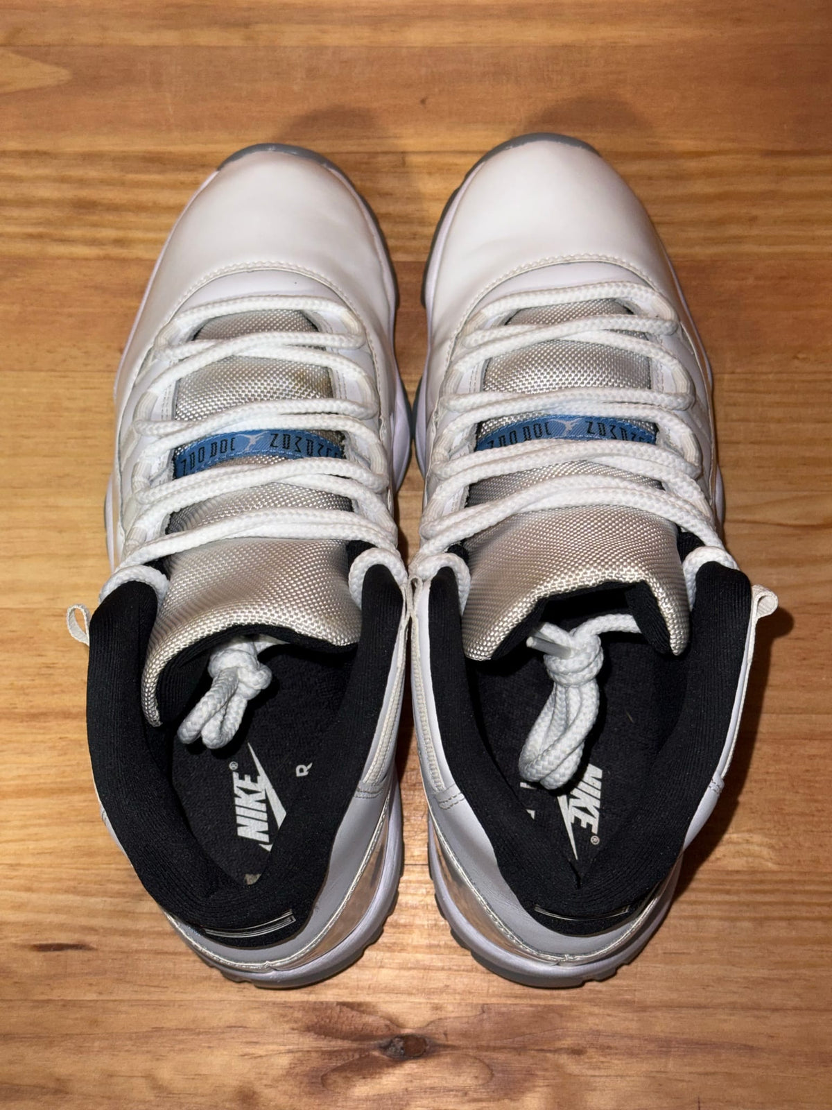 Jordan 11 Retro Legend Blue (2024) - Size 10