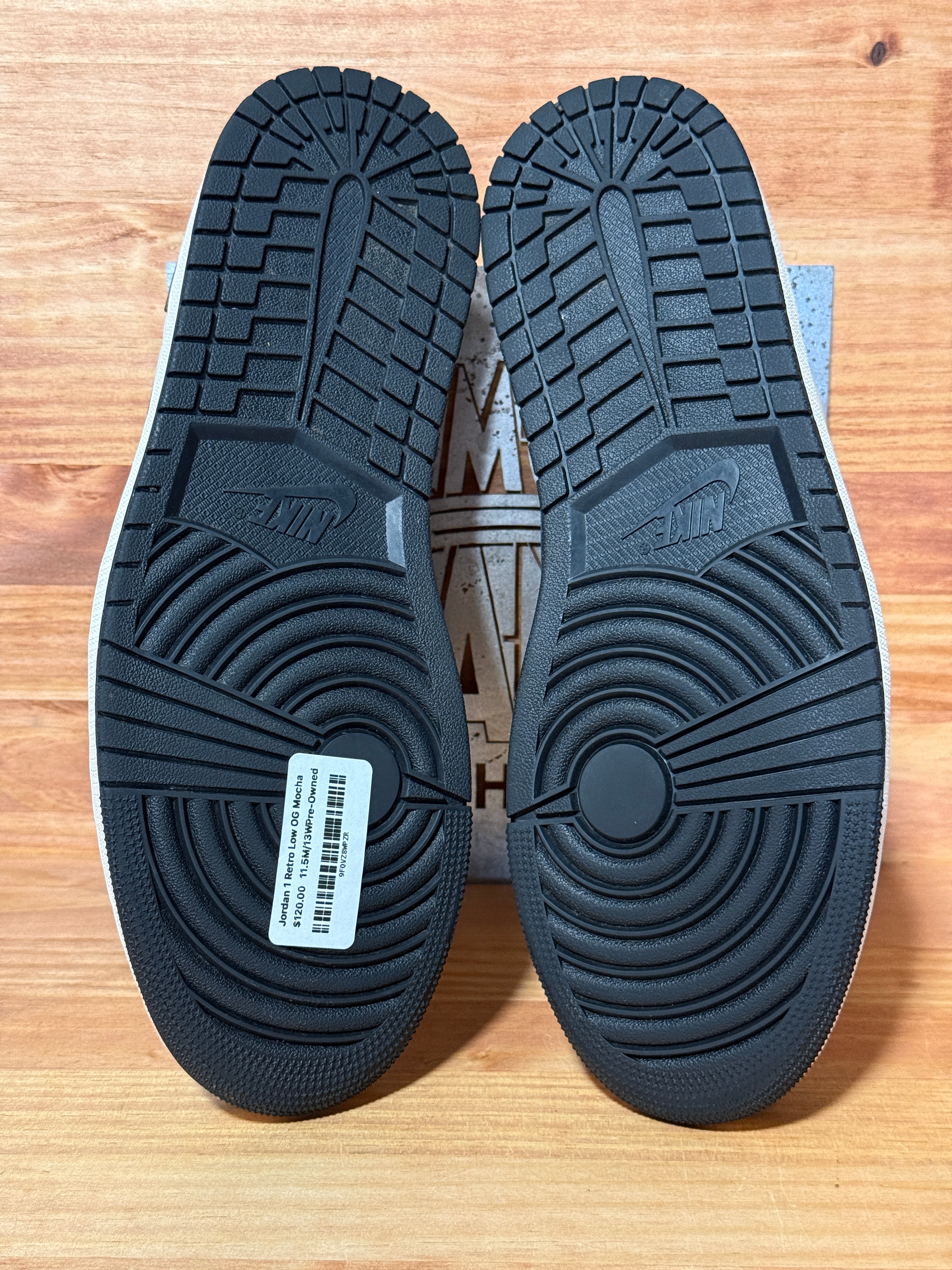 Jordan 1 Retro Low OG Mocha