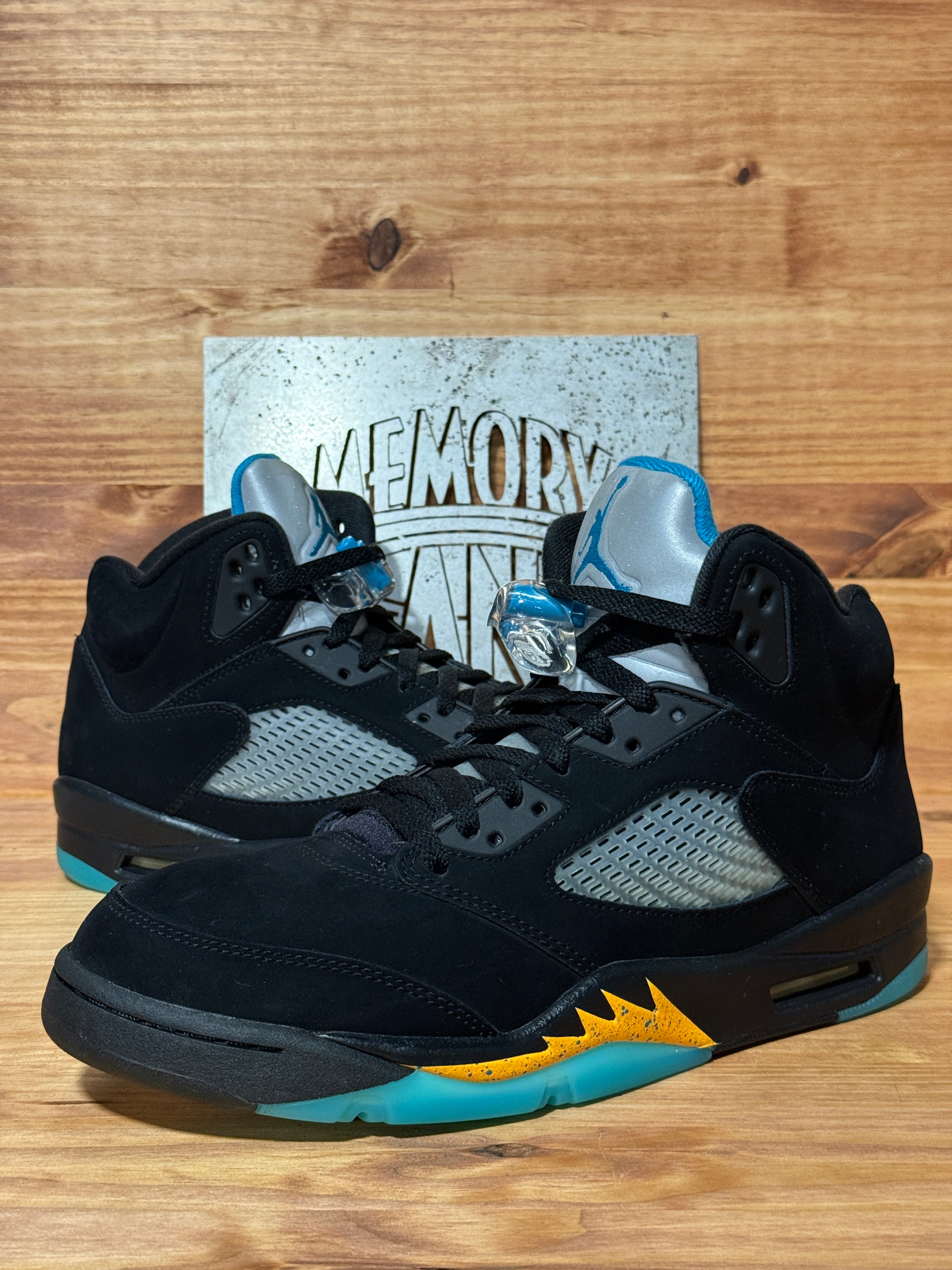 Jordan 5 Retro Aqua