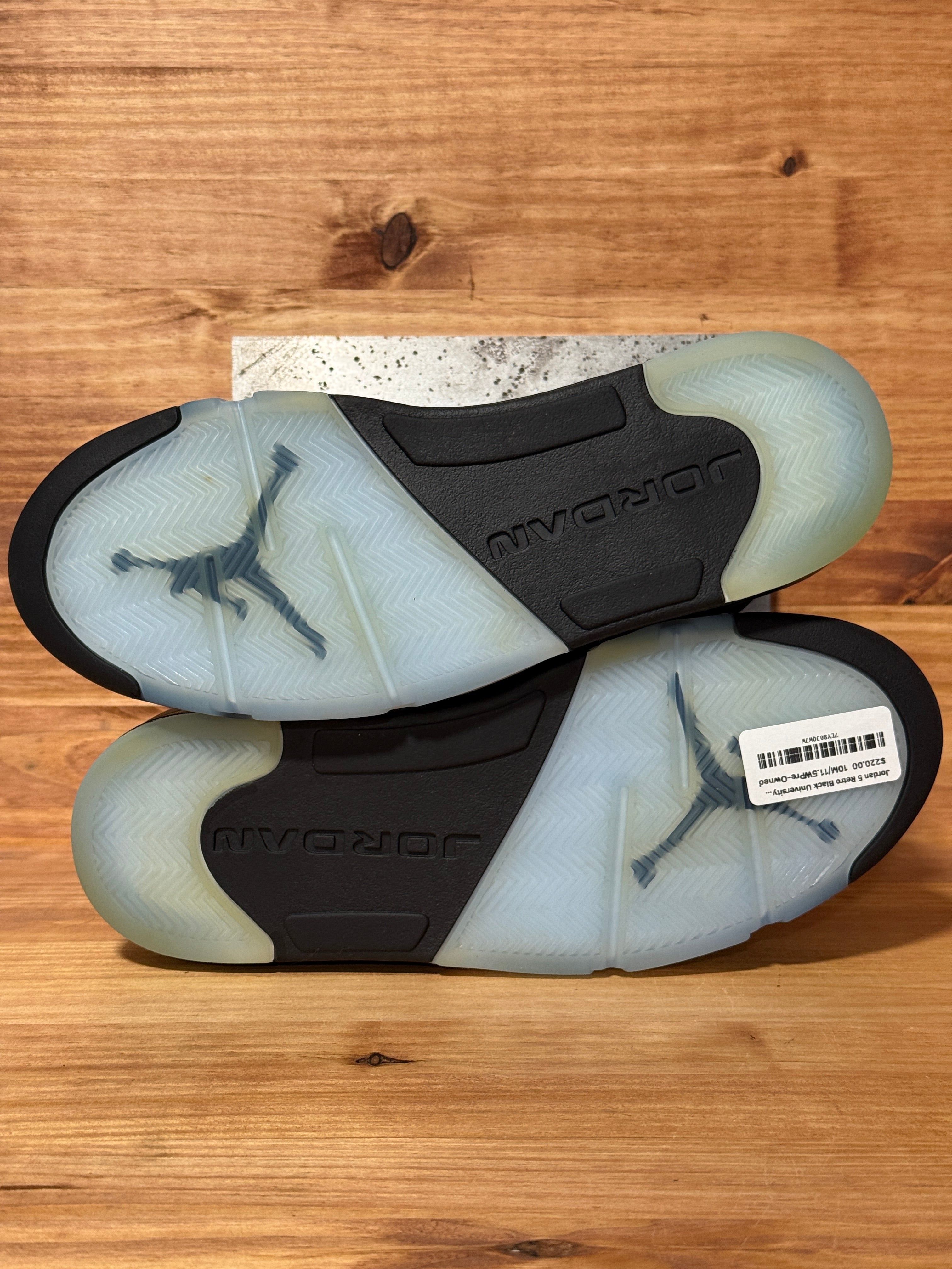 Jordan 5 Retro Black University Blue (2026)