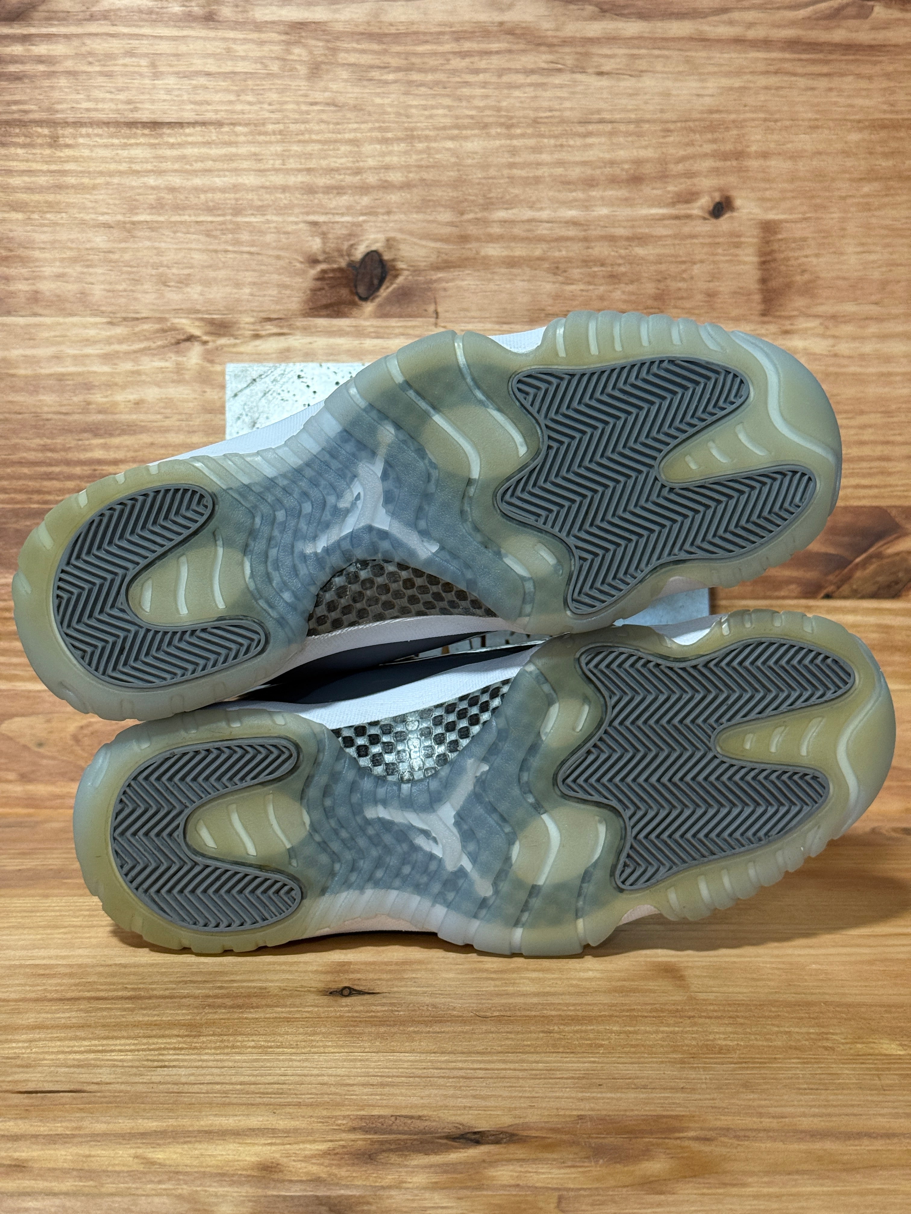 Jordan 11 Retro Cool Grey (2021)