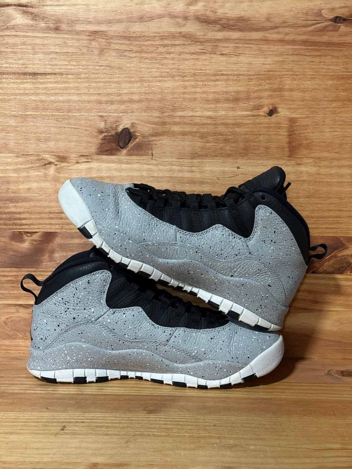 Jordan 10 Retro Light Smoke Grey - Size 9.5