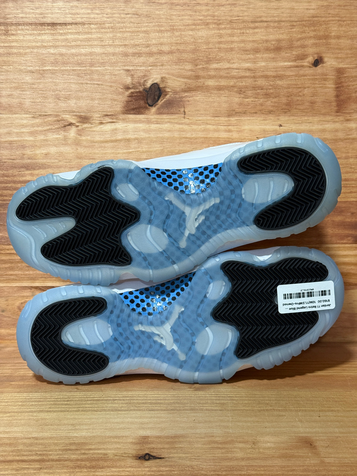 Jordan 11 Retro Legend Blue (2024)
