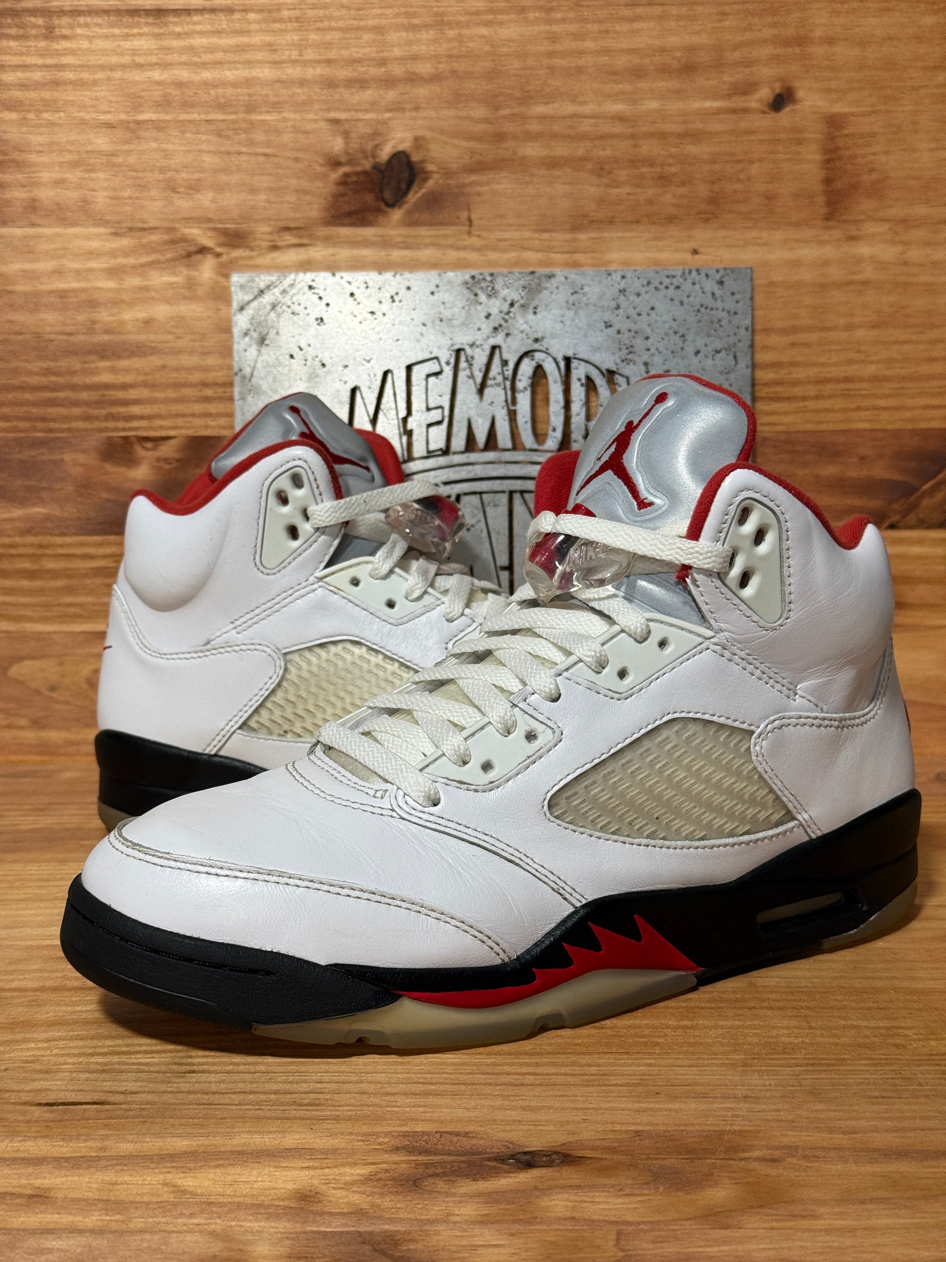 Jordan 5 Retro Fire Red Silver Tongue (2020)