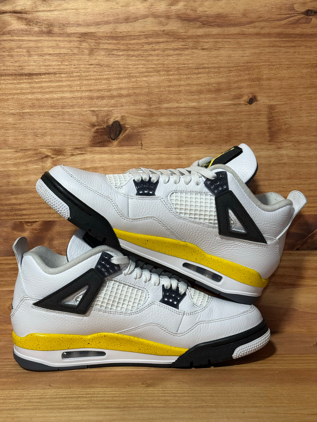 Jordan 4 Retro Rare Air Tour Yellow