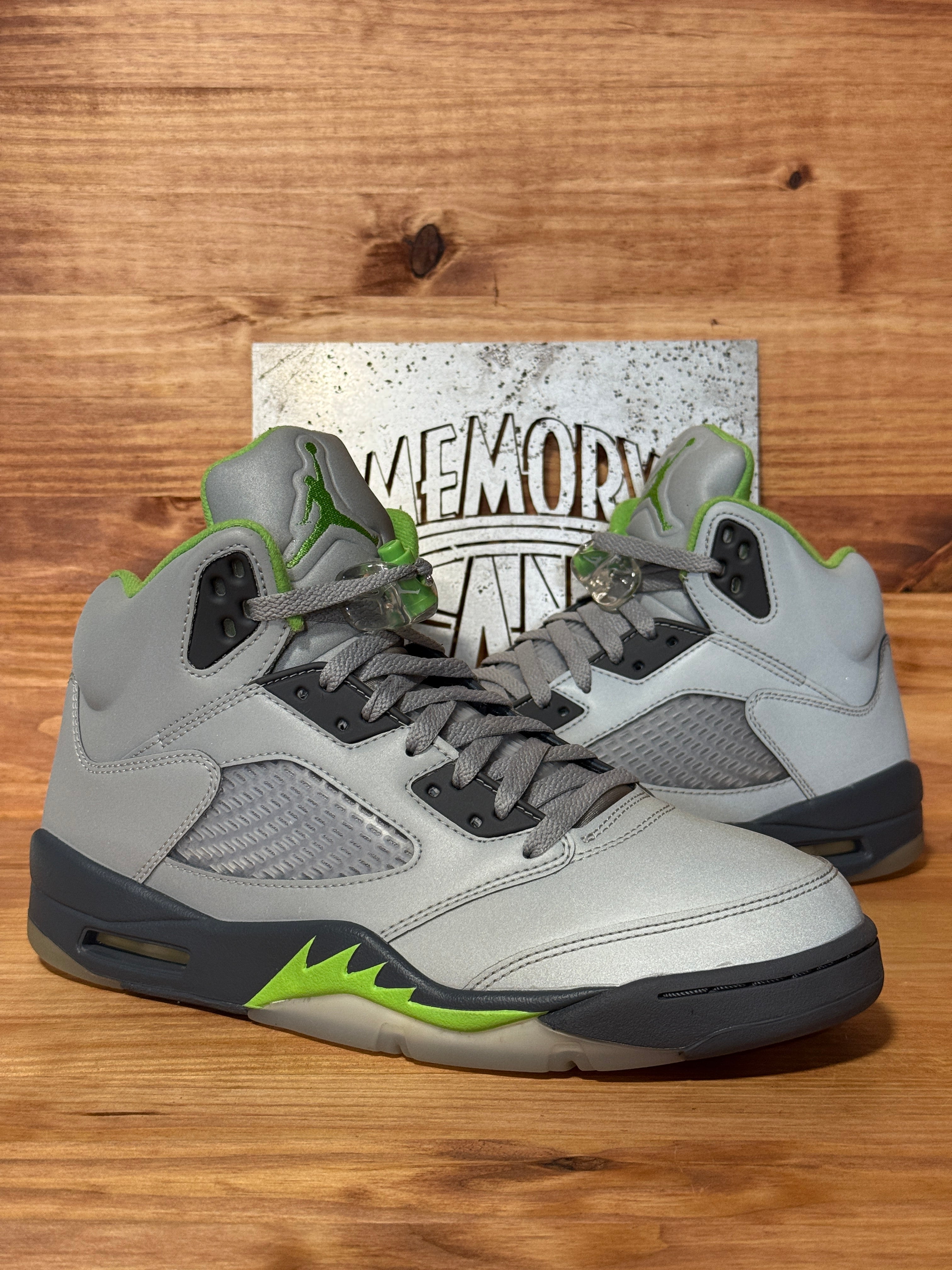 Jordan 5 Retro Green Bean (2022)