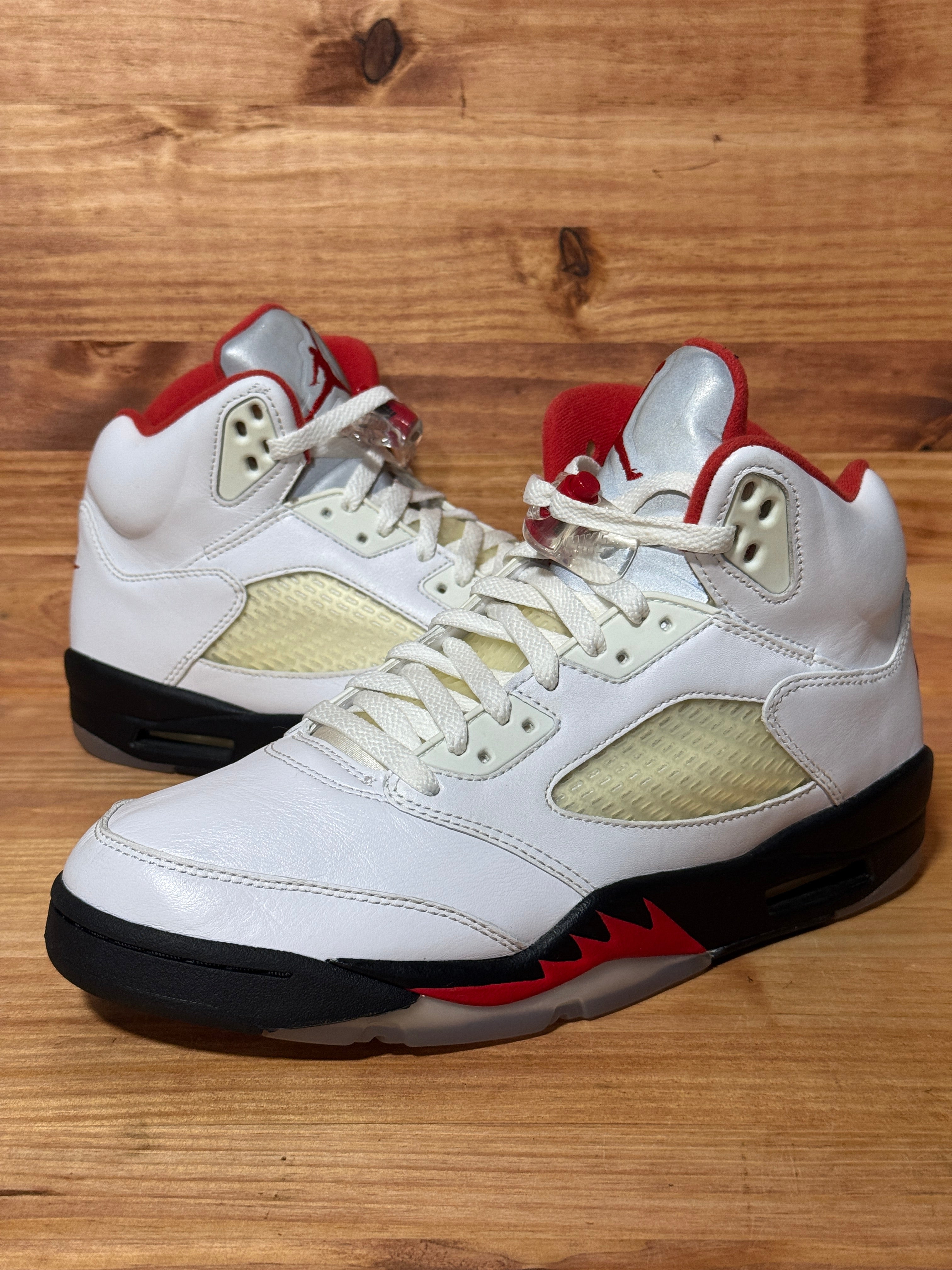 Jordan 5 Retro Fire Red Silver Tongue (2020)
