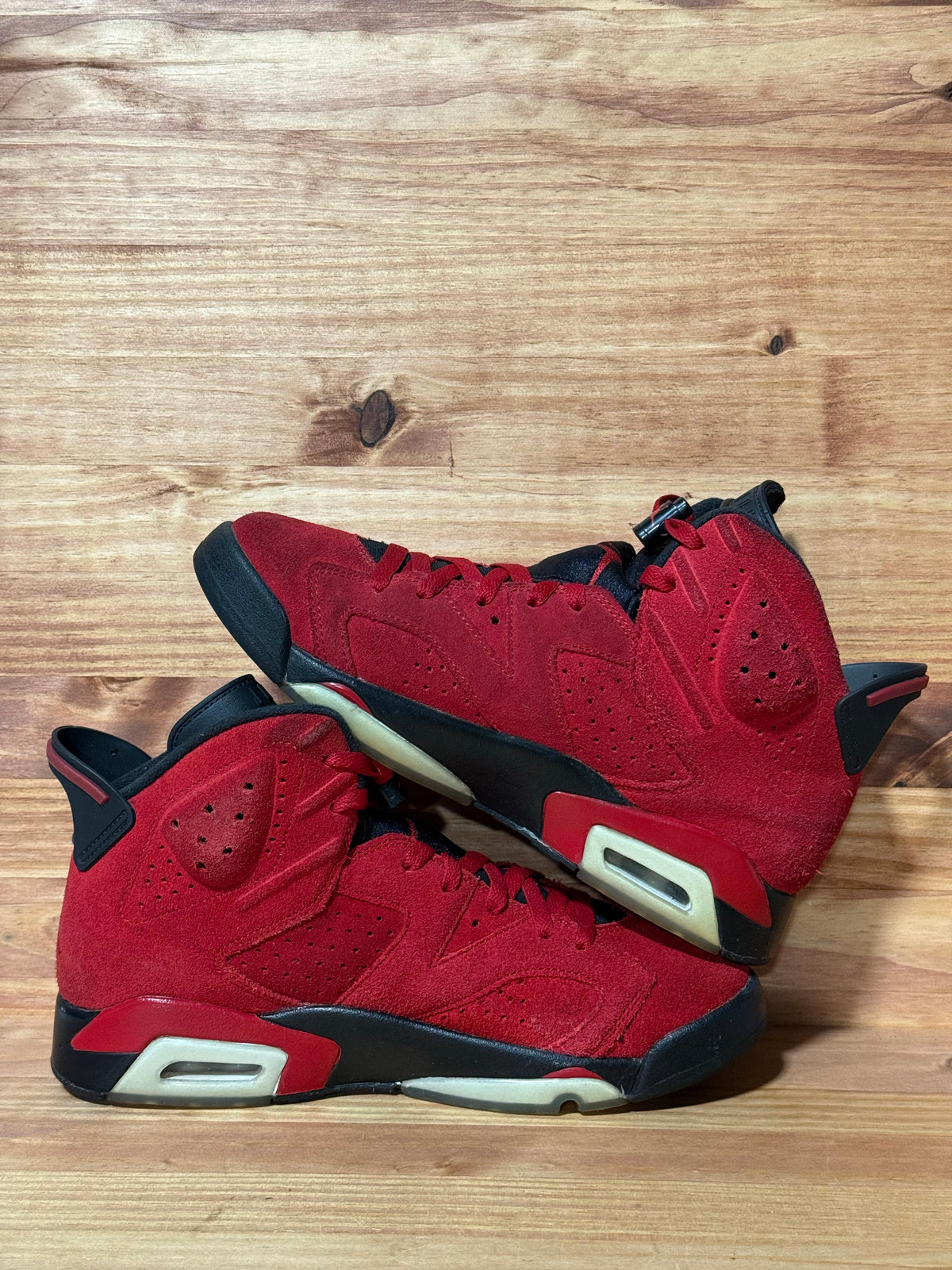 Jordan 6 Retro Toro Bravo