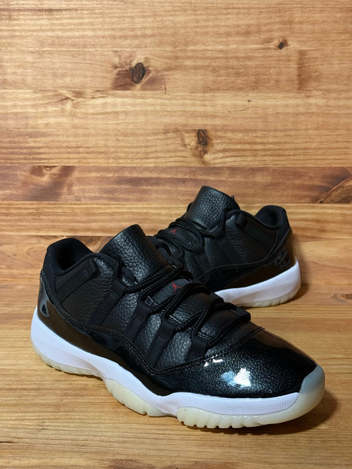 Jordan 11 Retro Low 72-10 - Size 9.5